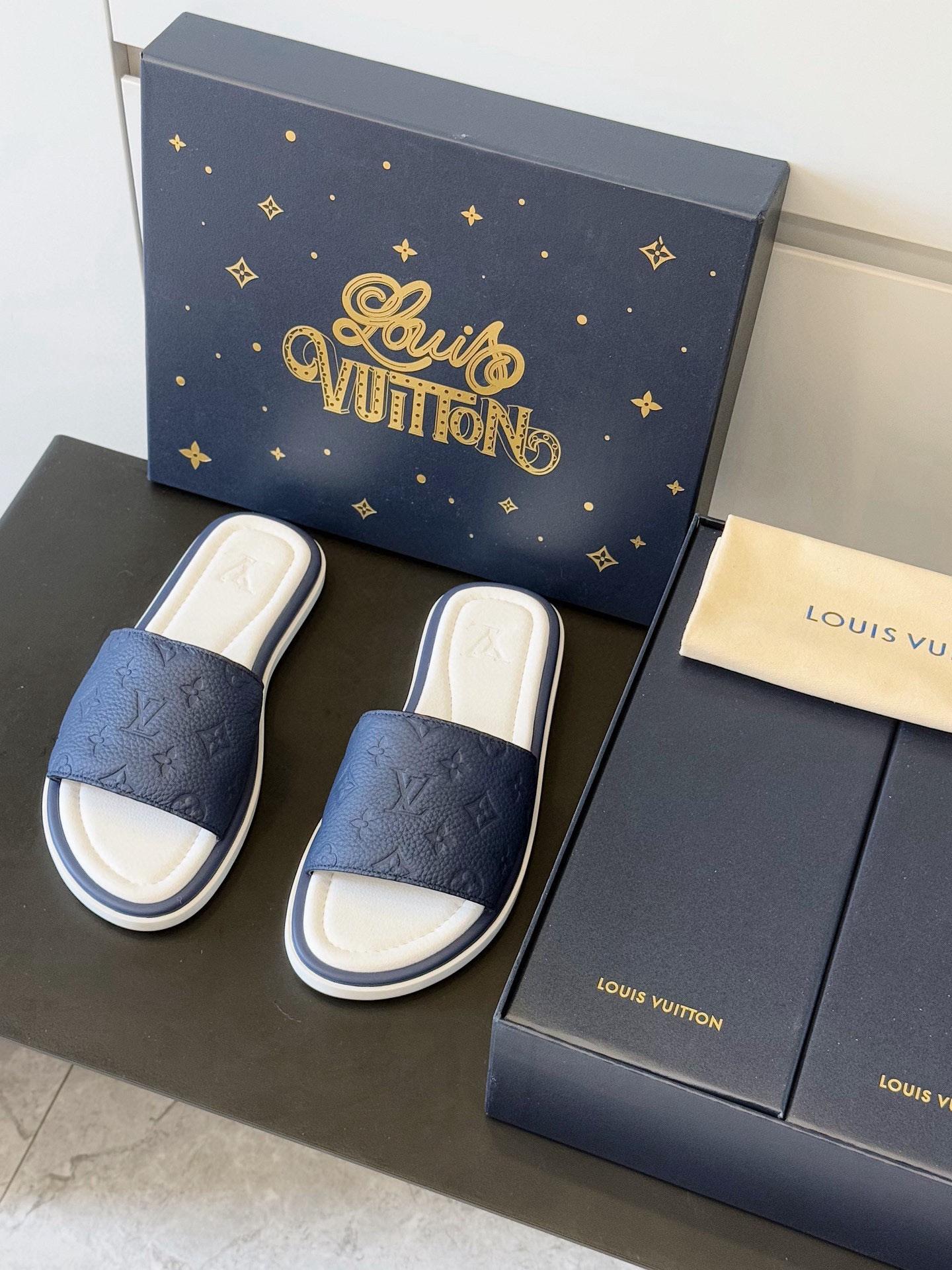 Тапочки Louis Vuitton 