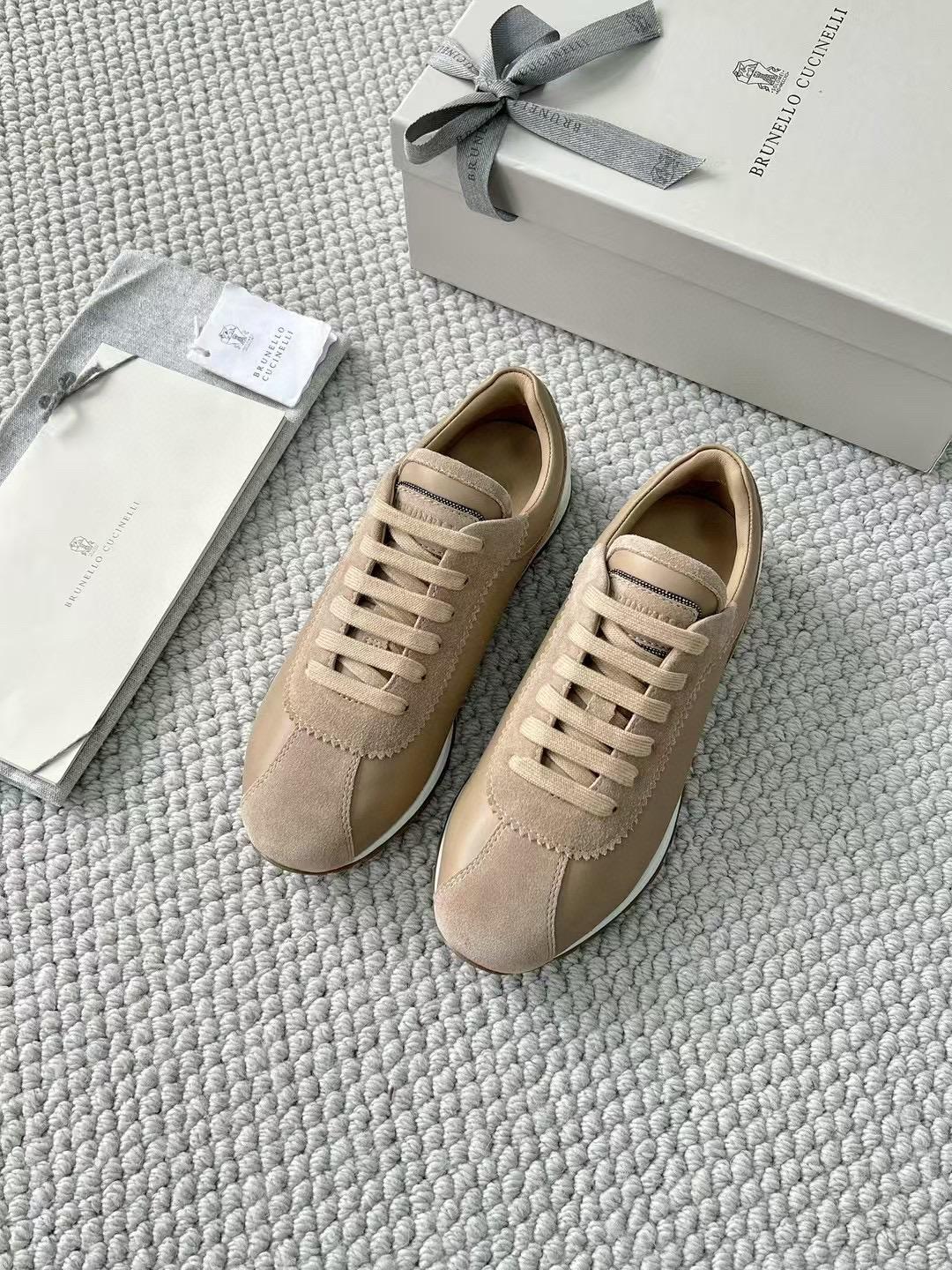 Женские кроссовки Brunello Cucinelli 