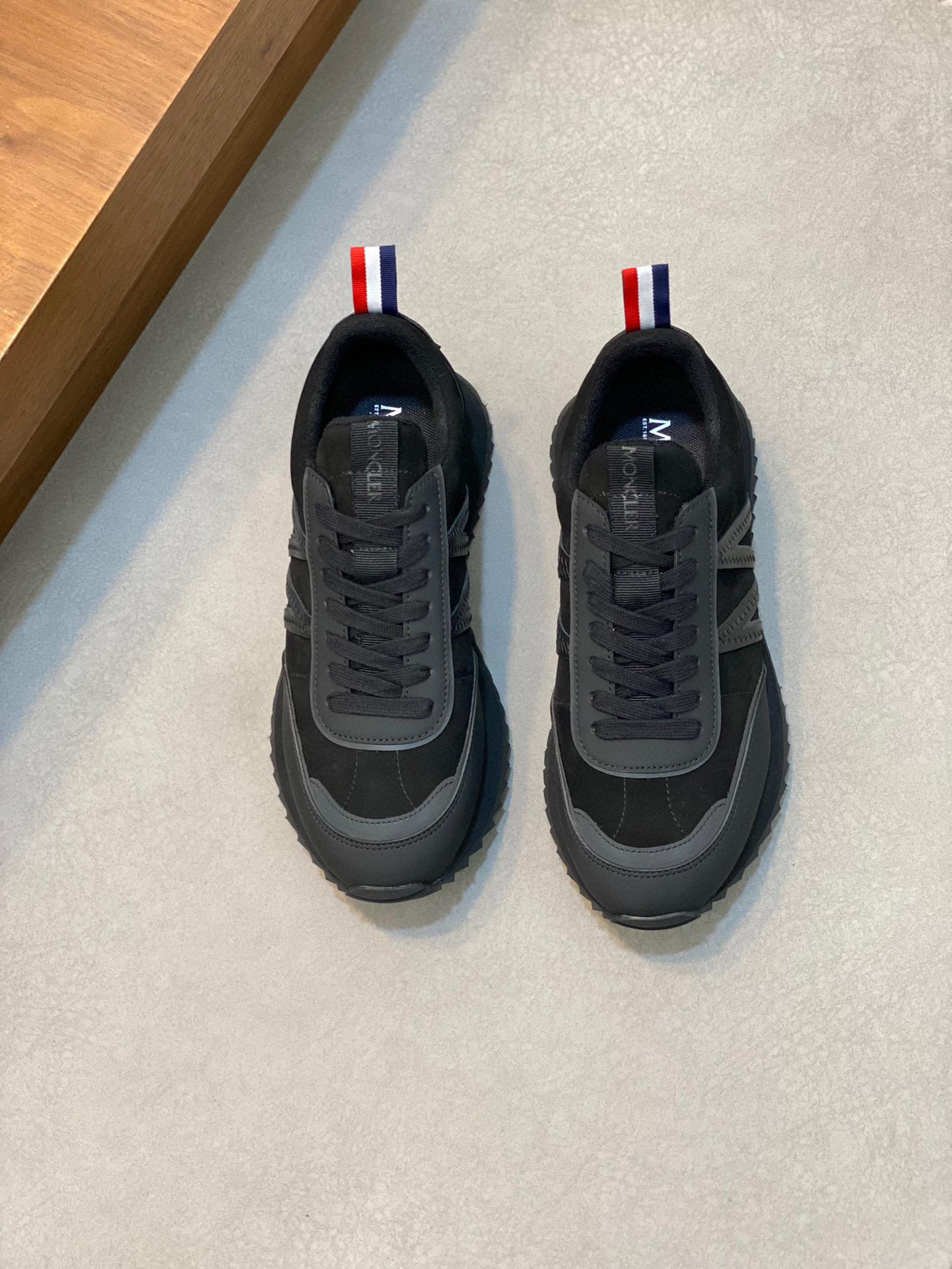 Кроссовки Moncler 