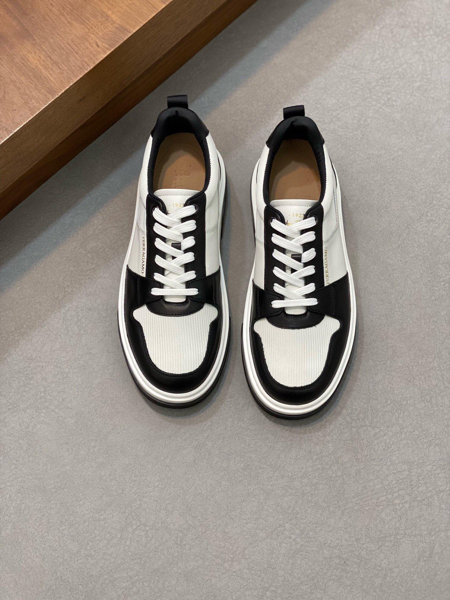 Кроссовки Ferragamo 