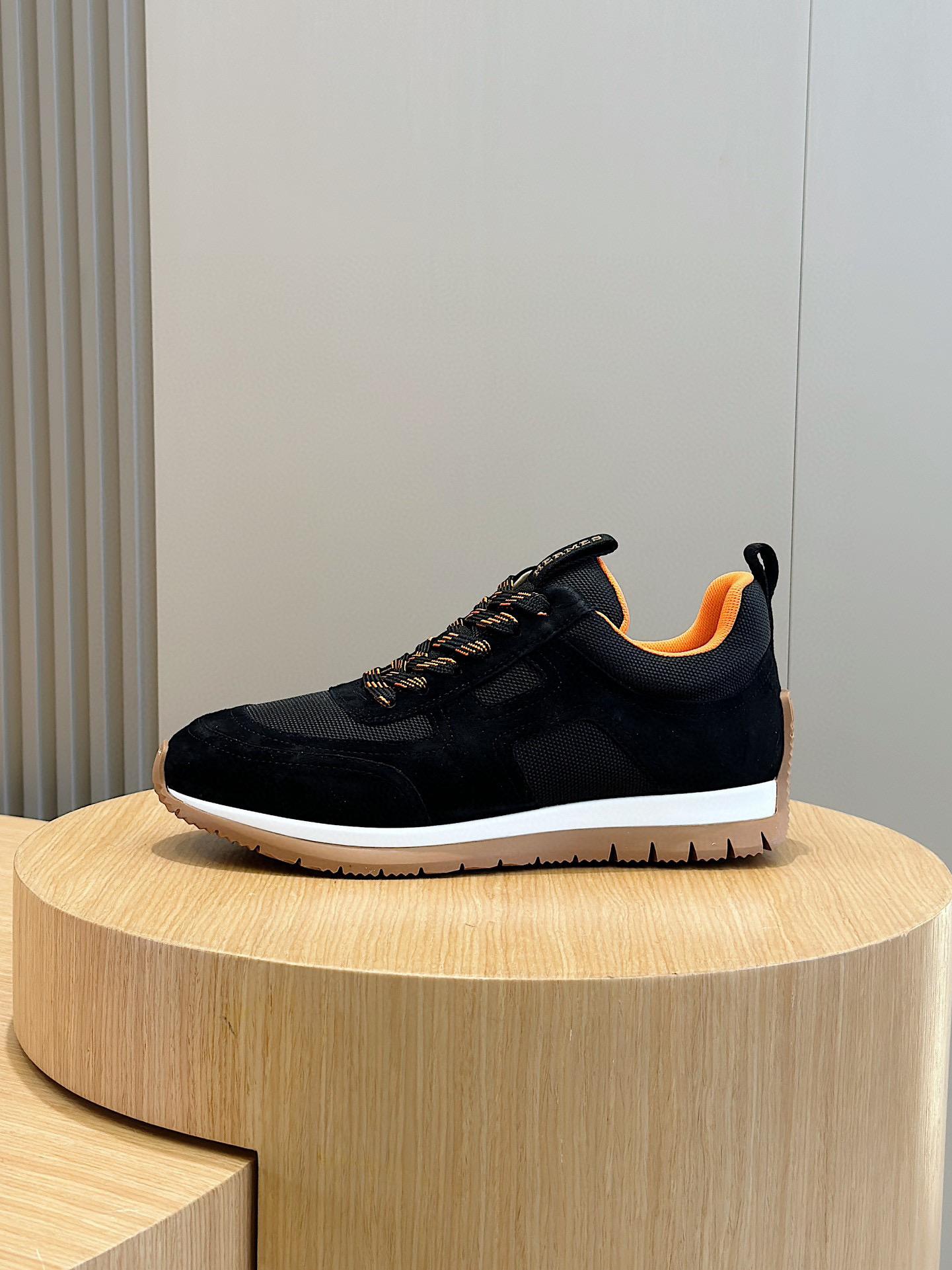 Кроссовки Hermes  