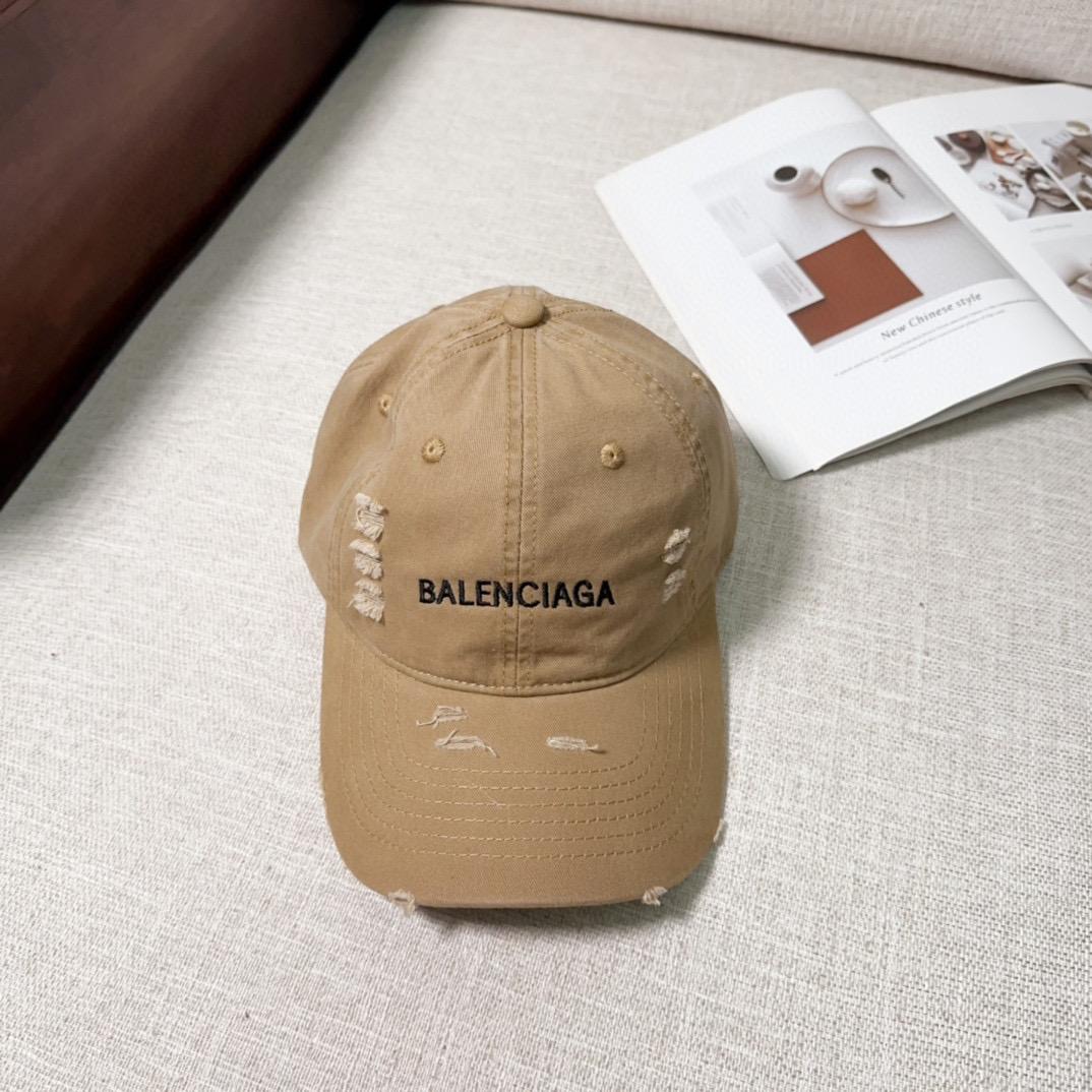 Кепка Balenciaga 