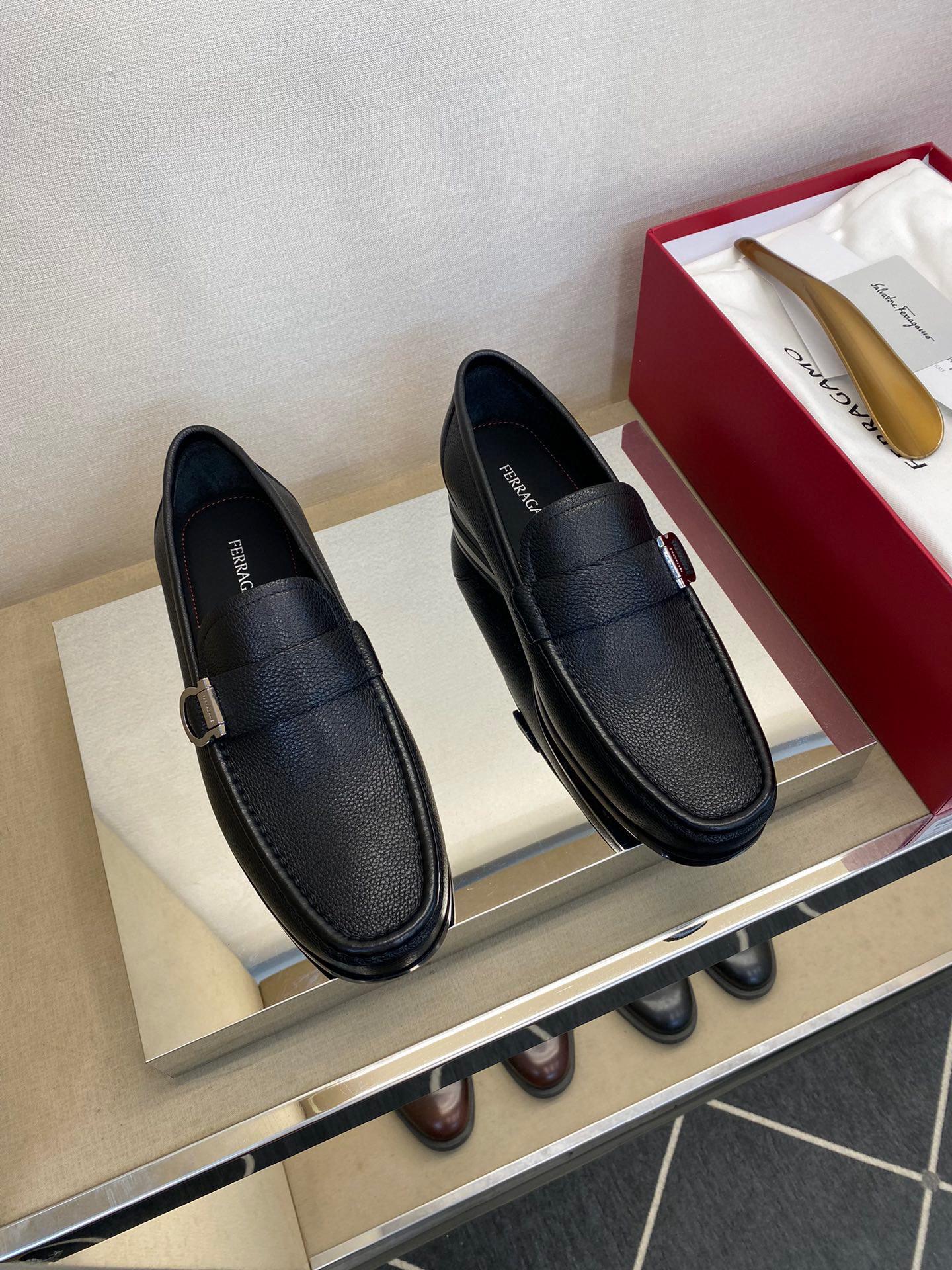 Лоферы Ferragamo 