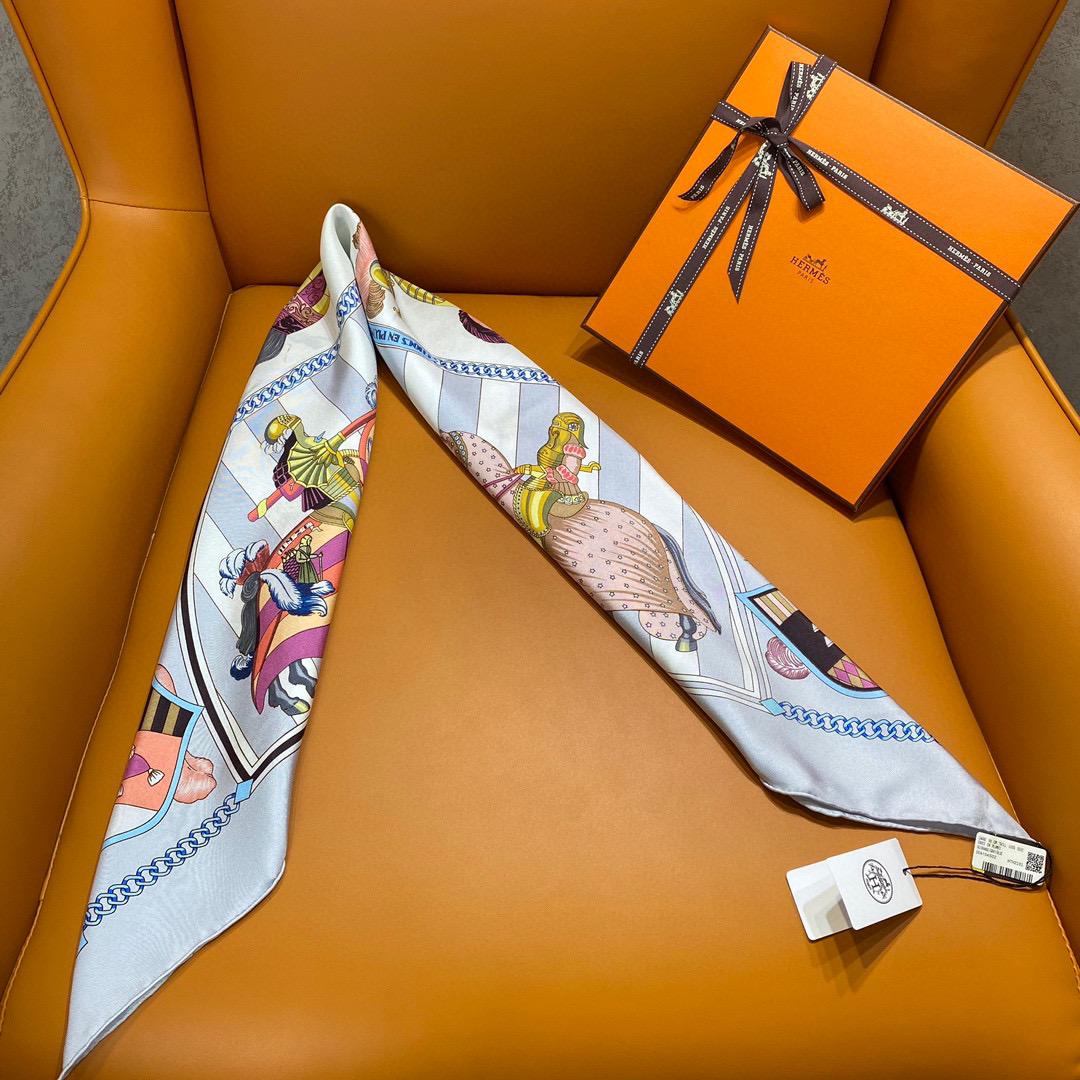 Шарфы Hermes 