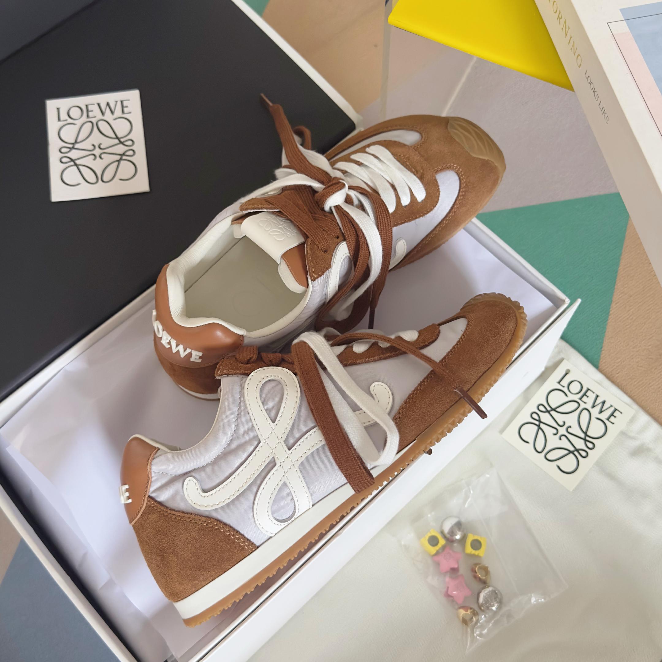 Кроссовки Loewe 