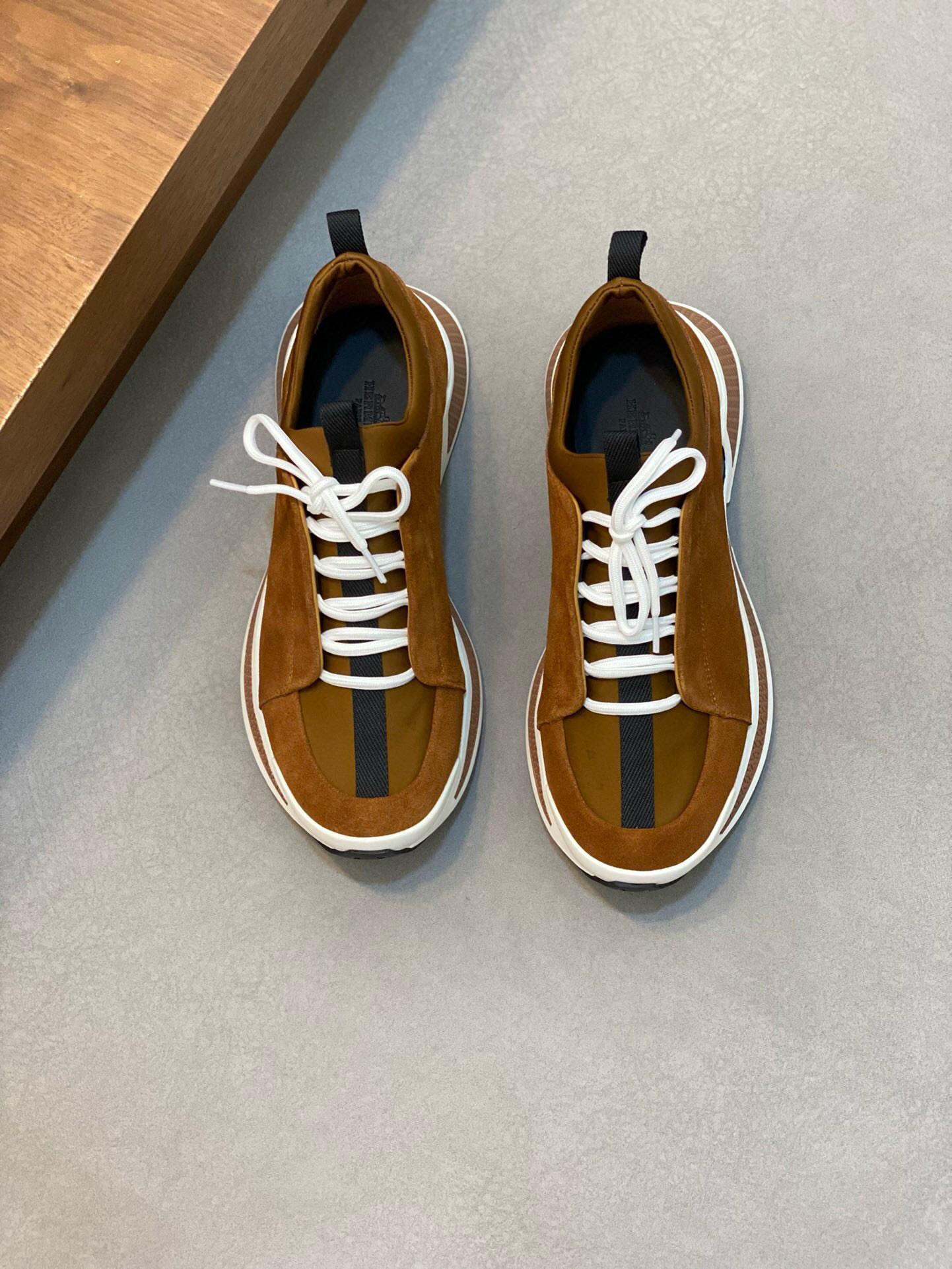 Кроссовки Hermes  