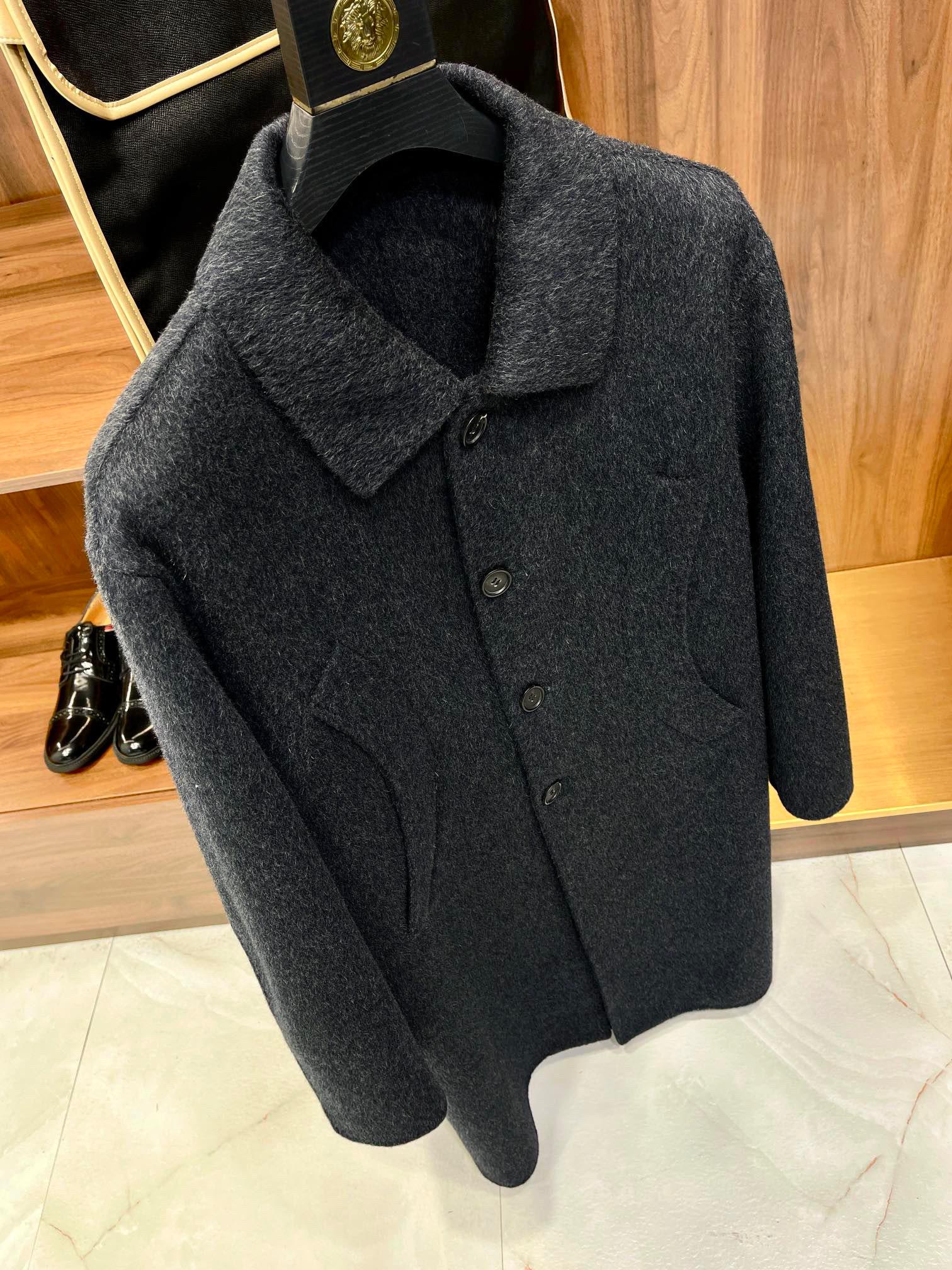 Пальто Louis Vuitton 