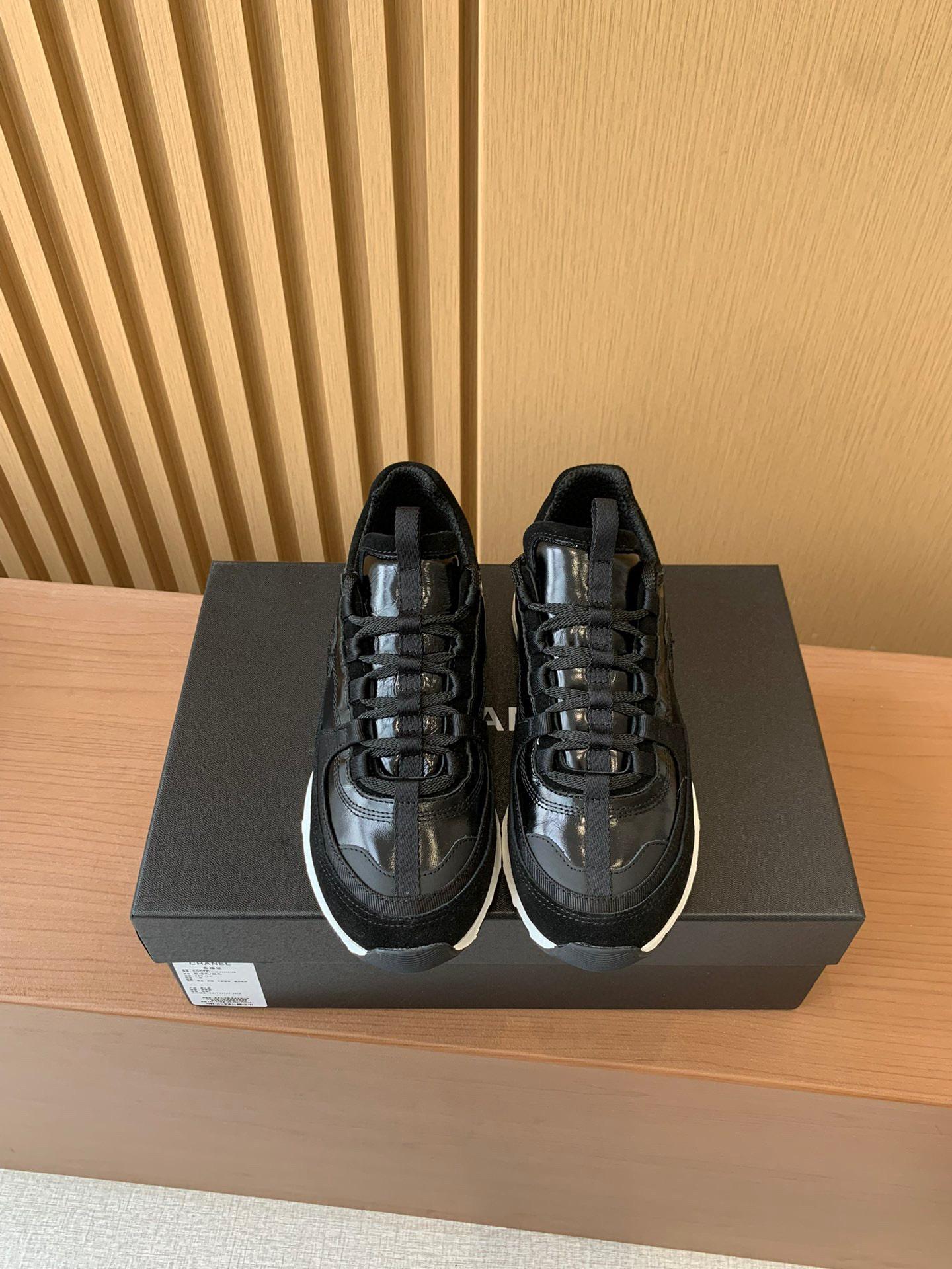 Кроссовки Chanel