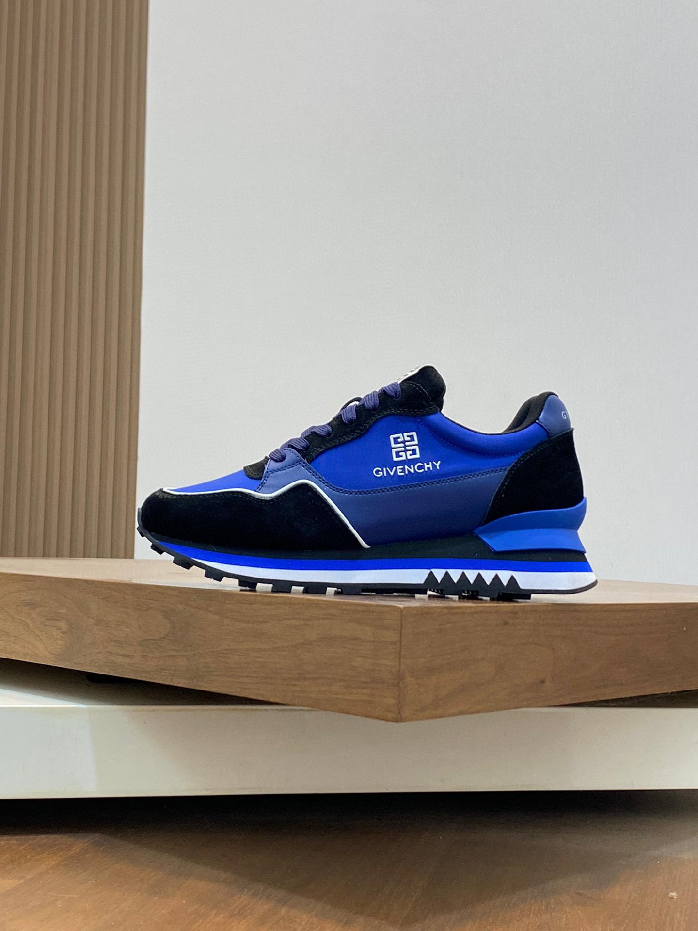 Кроссовки Givenchy 