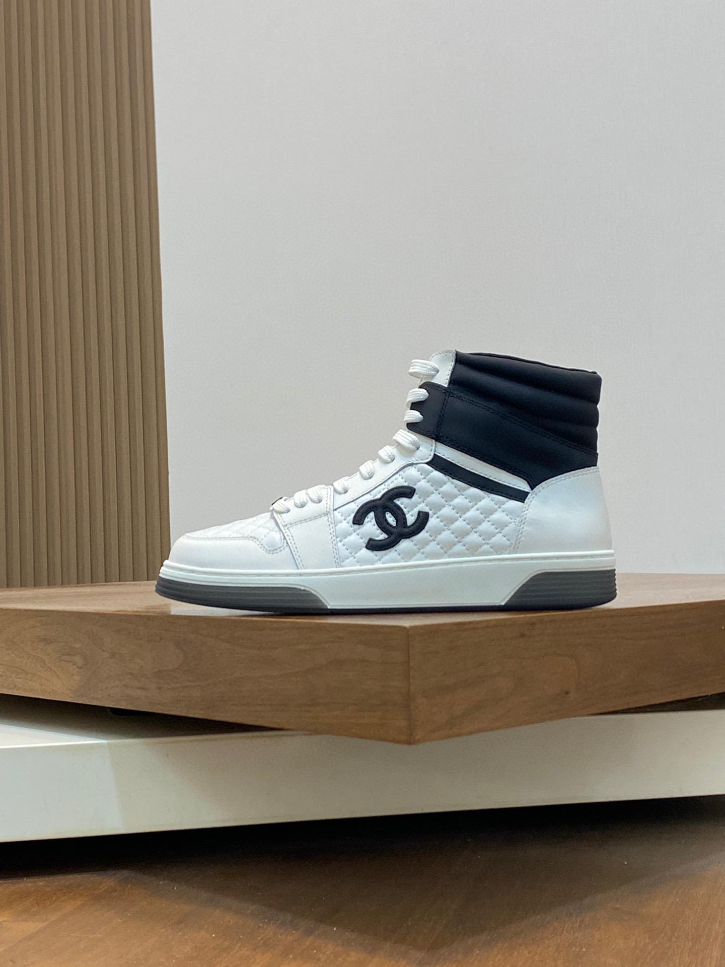 Кроссовки Chanel 