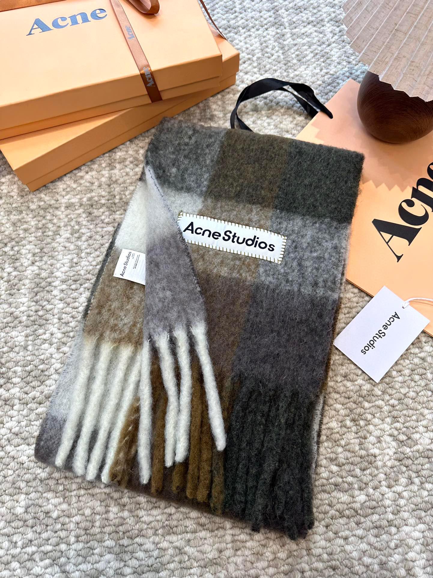 Шарф Acne Studios 