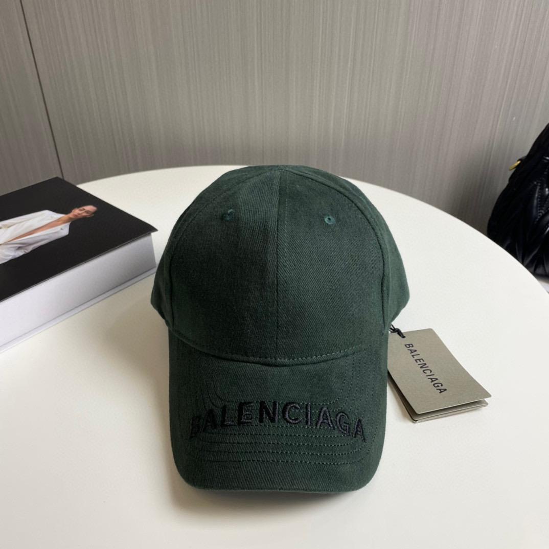 Кепка Balenciaga 