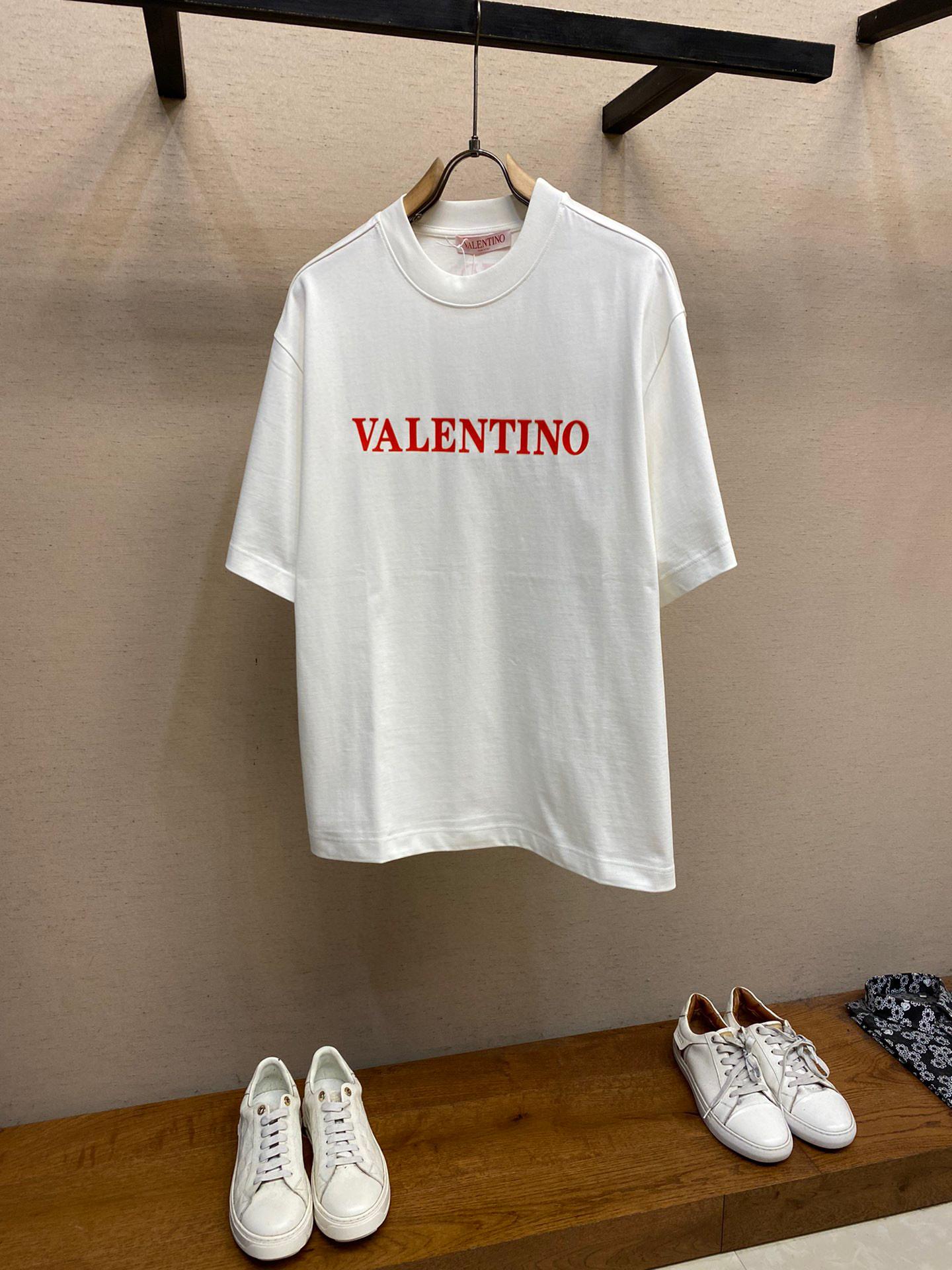 Футболка Valentino 