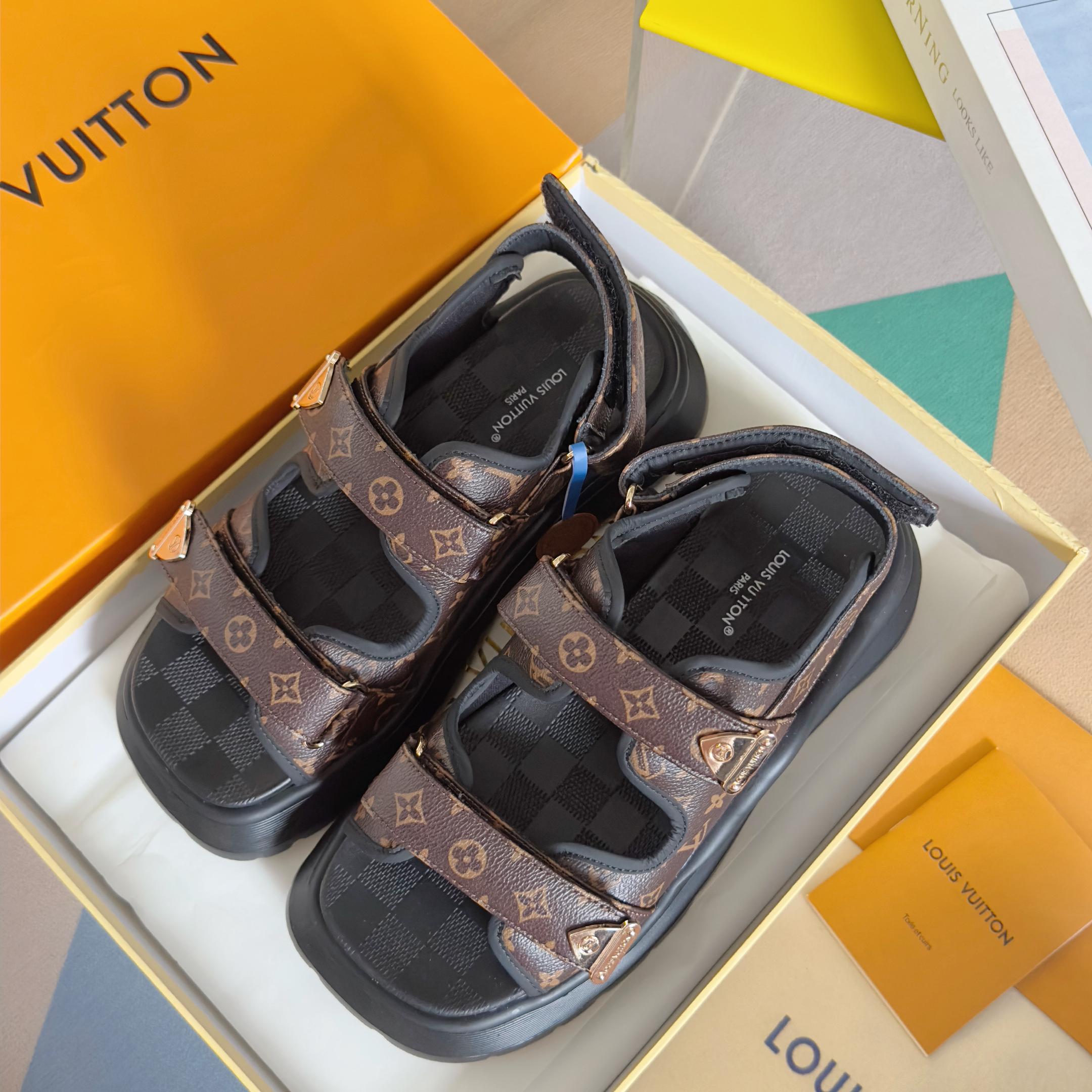 Сандали Louis Vuitton 