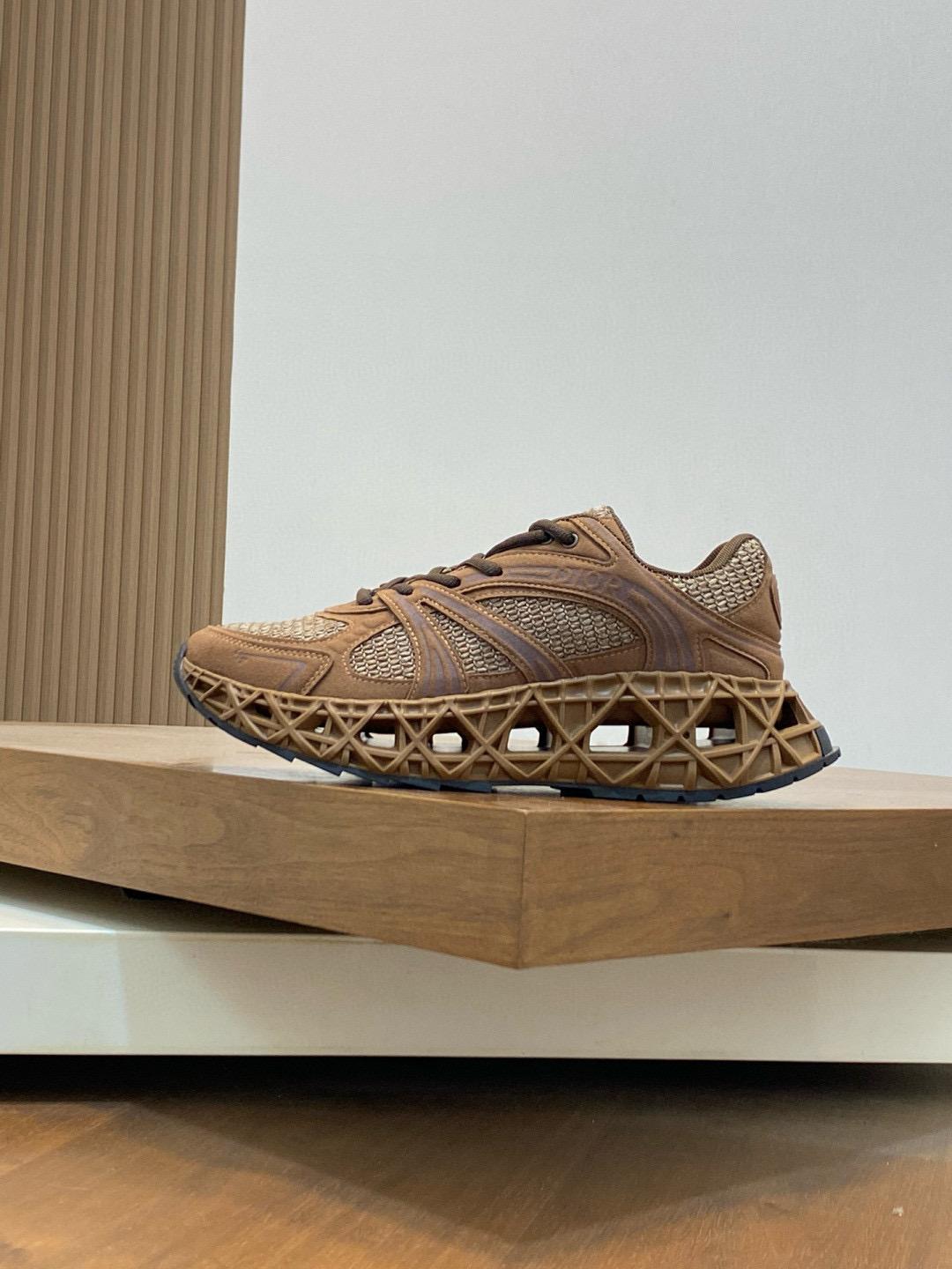 Кроссовки Dior 