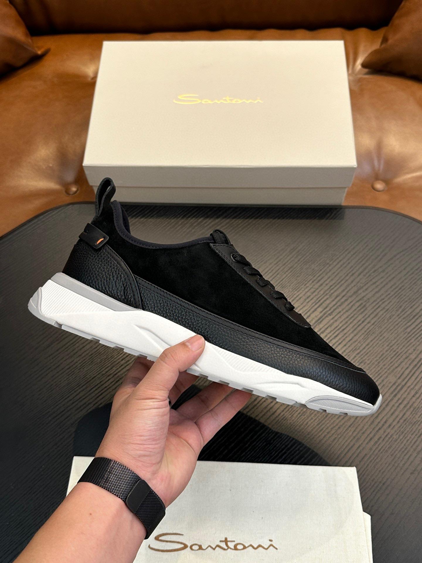 Кроссовки Santoni