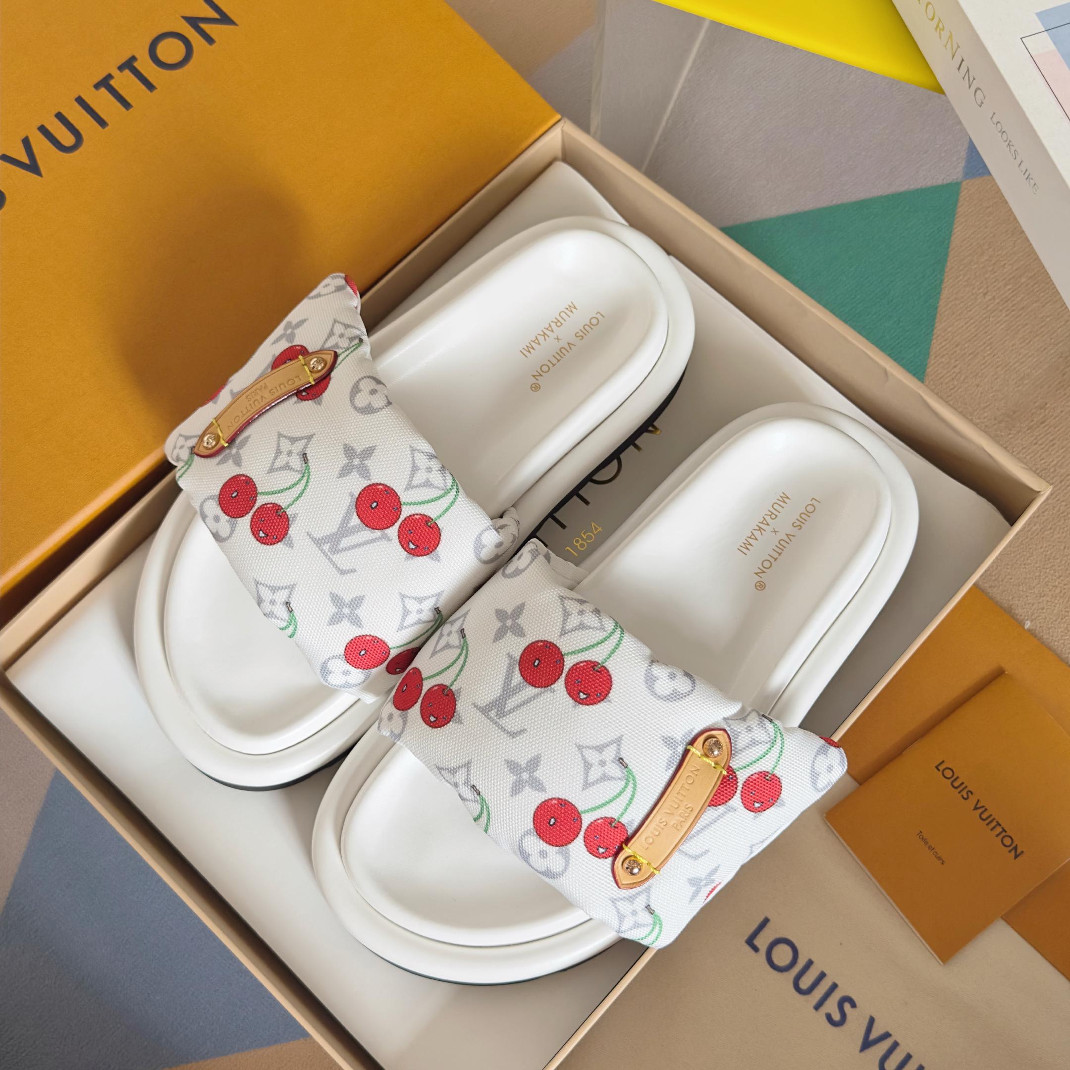Тапки Louis Vuitton 