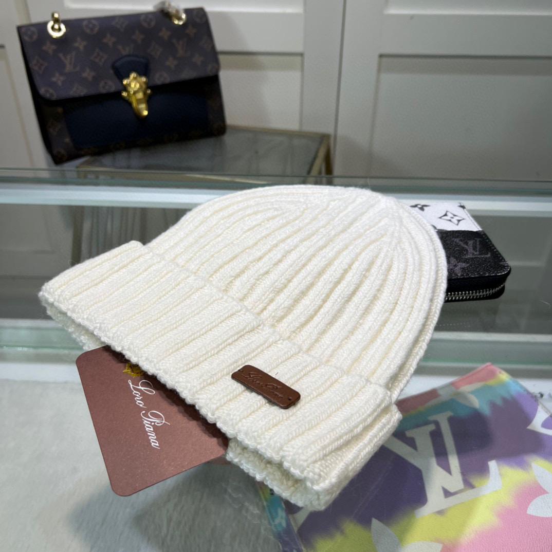 Шапка LoroPiana 