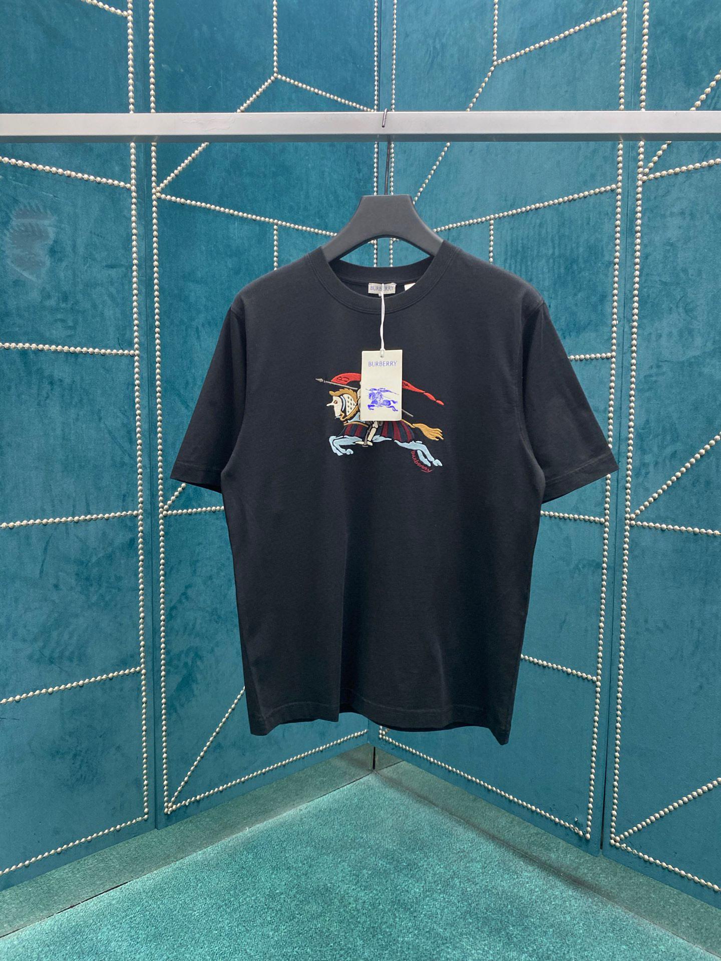 Футболка Balenciaga 