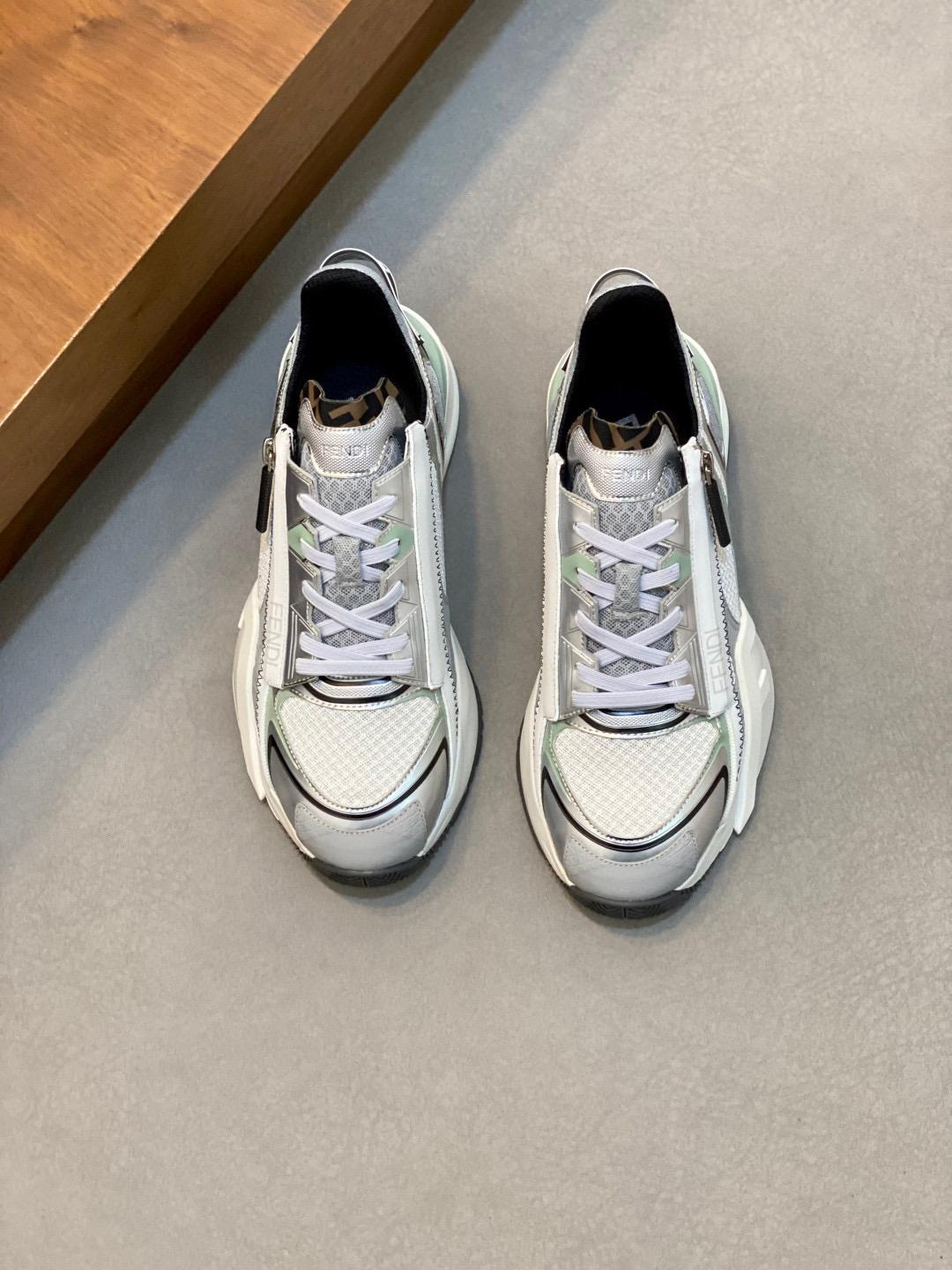Кроссовки Fendi