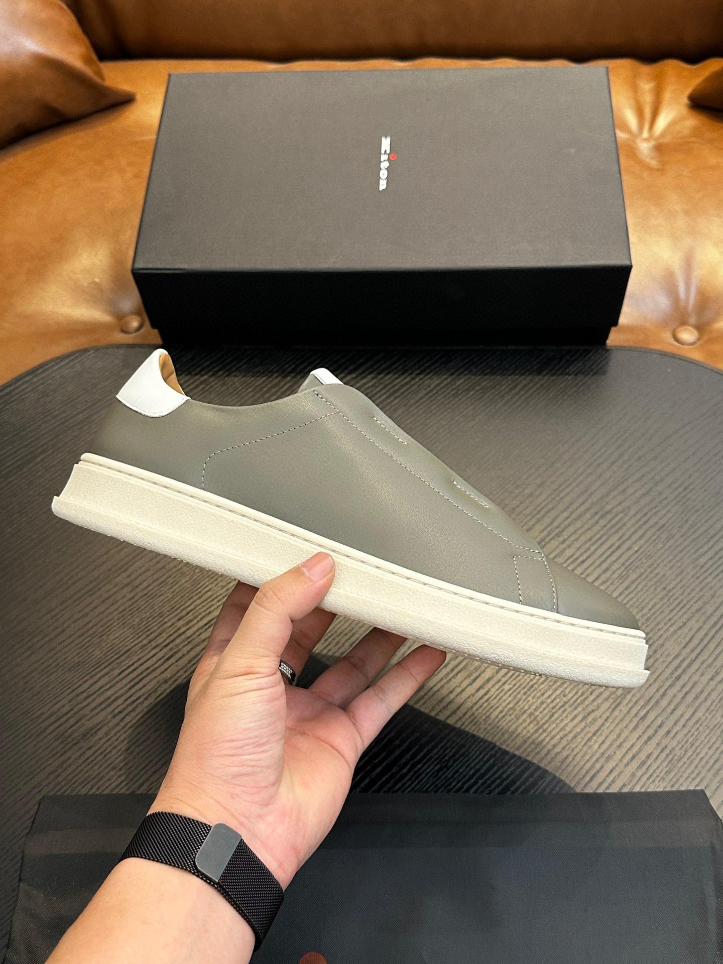 Кроссовки Kiton  