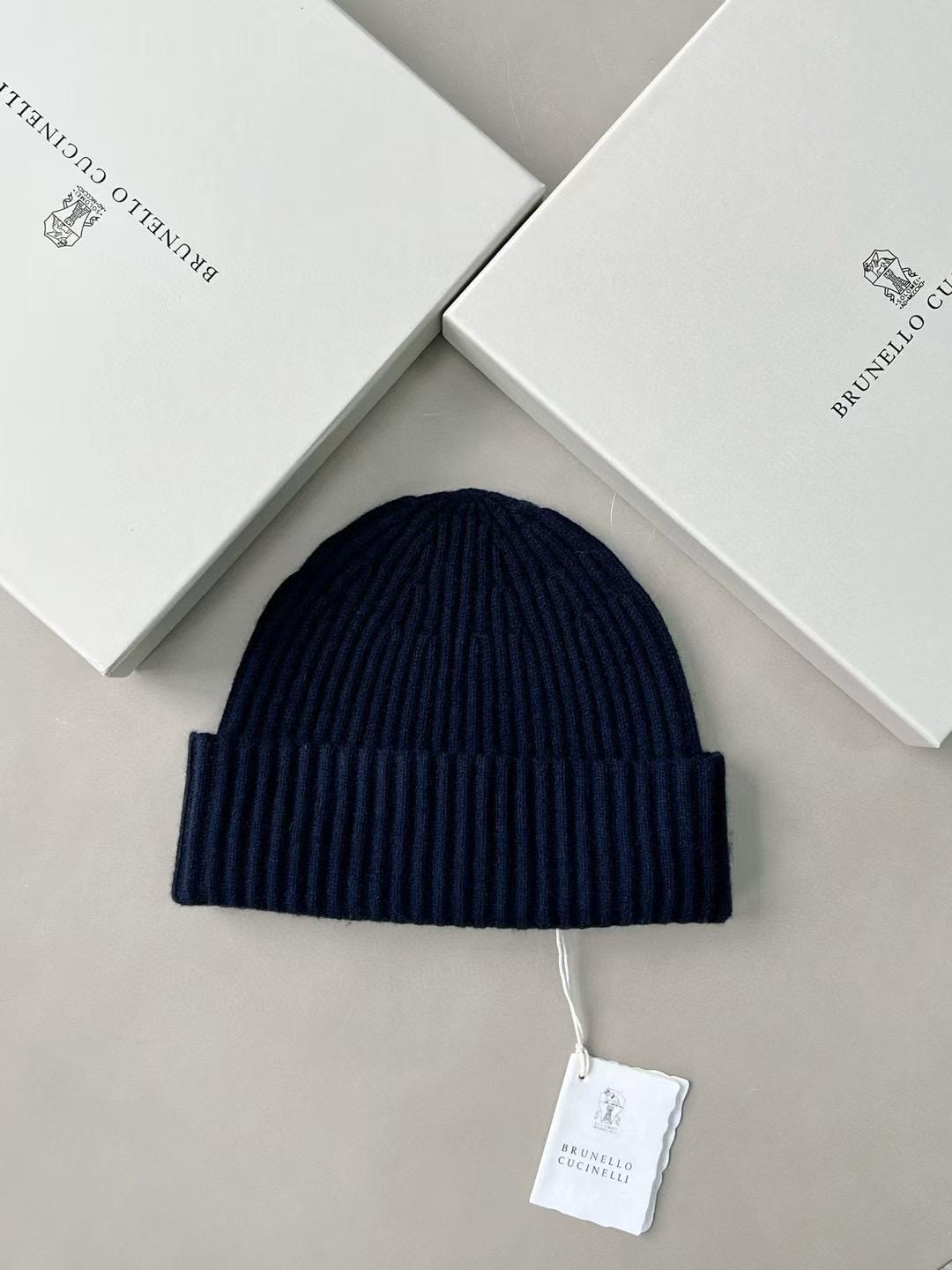 Шапки Brunello Cucinelli 