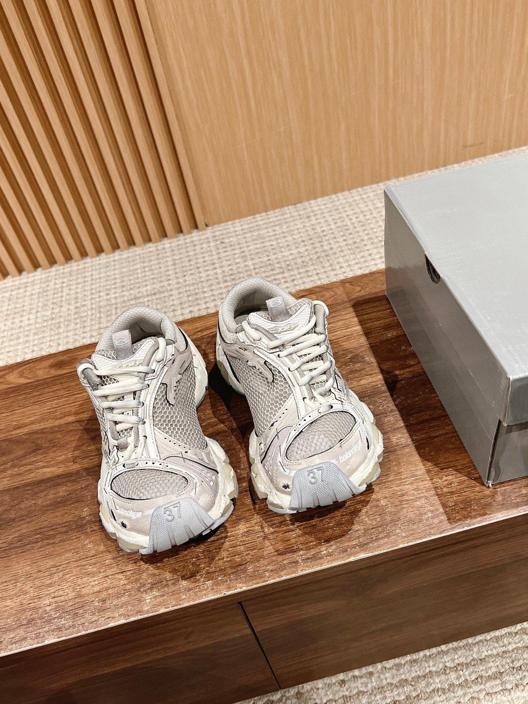 Кроссовки Balenciaga