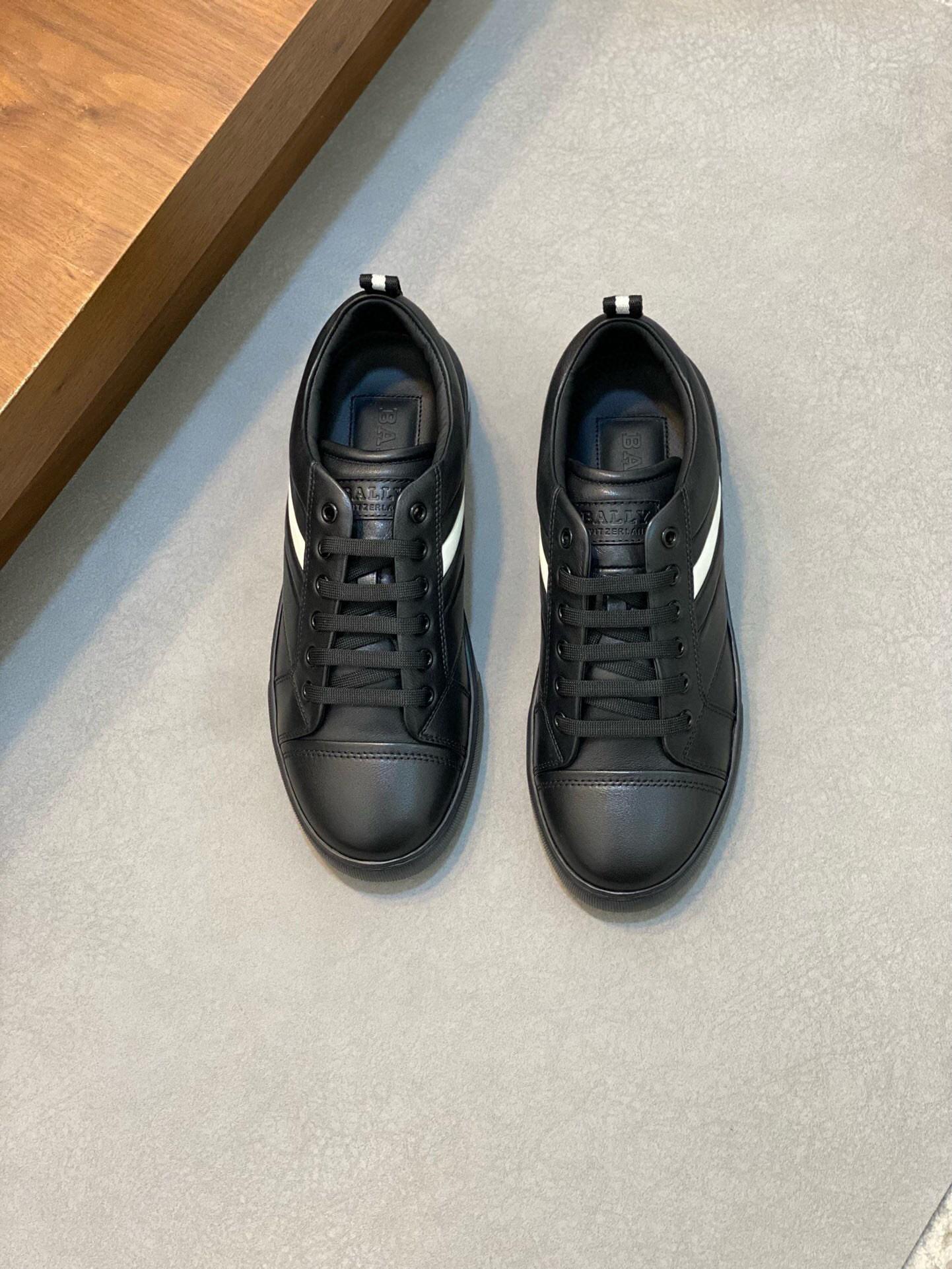 Кроссовки Bally 