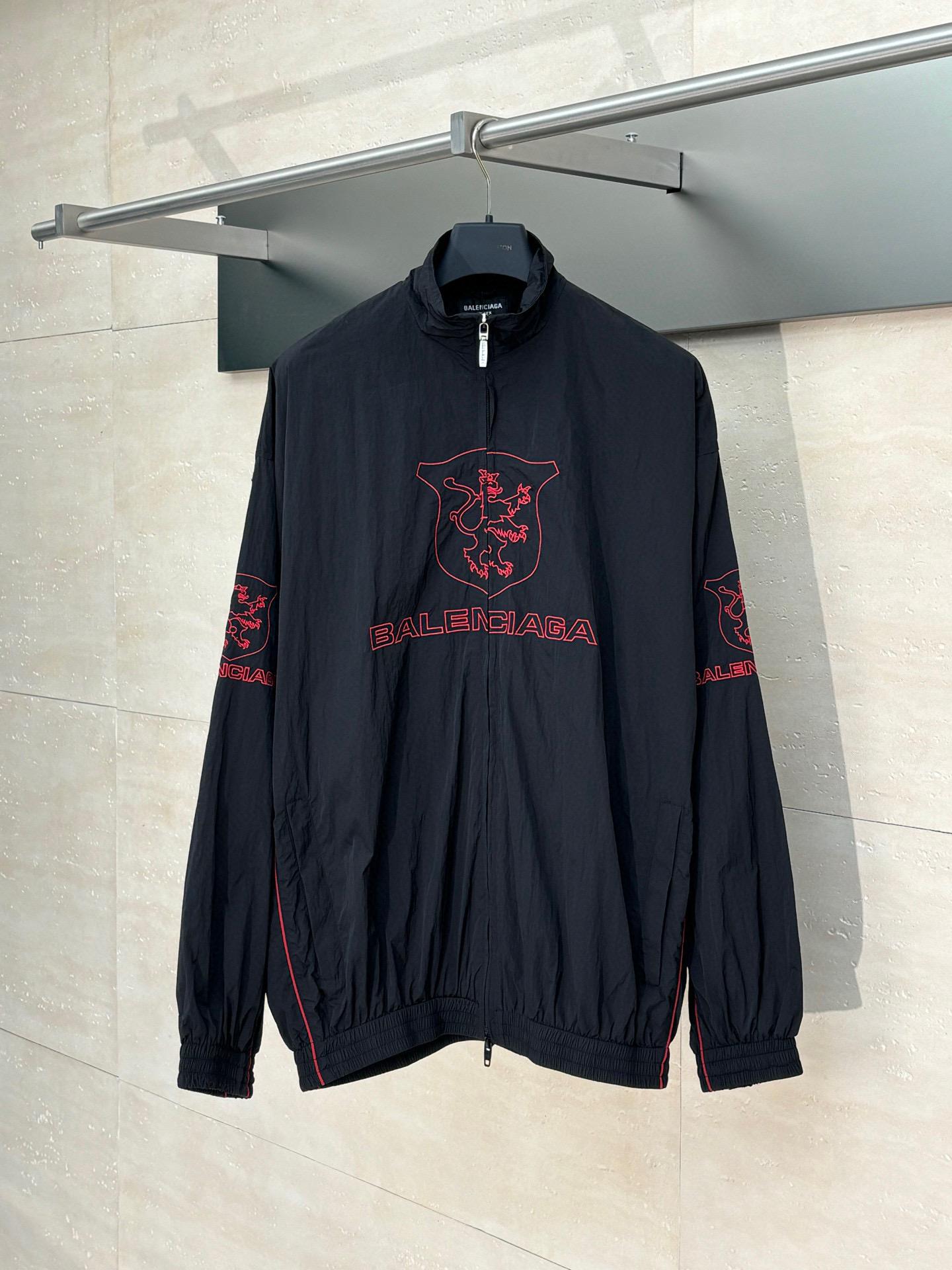 Толстовка Balenciaga 