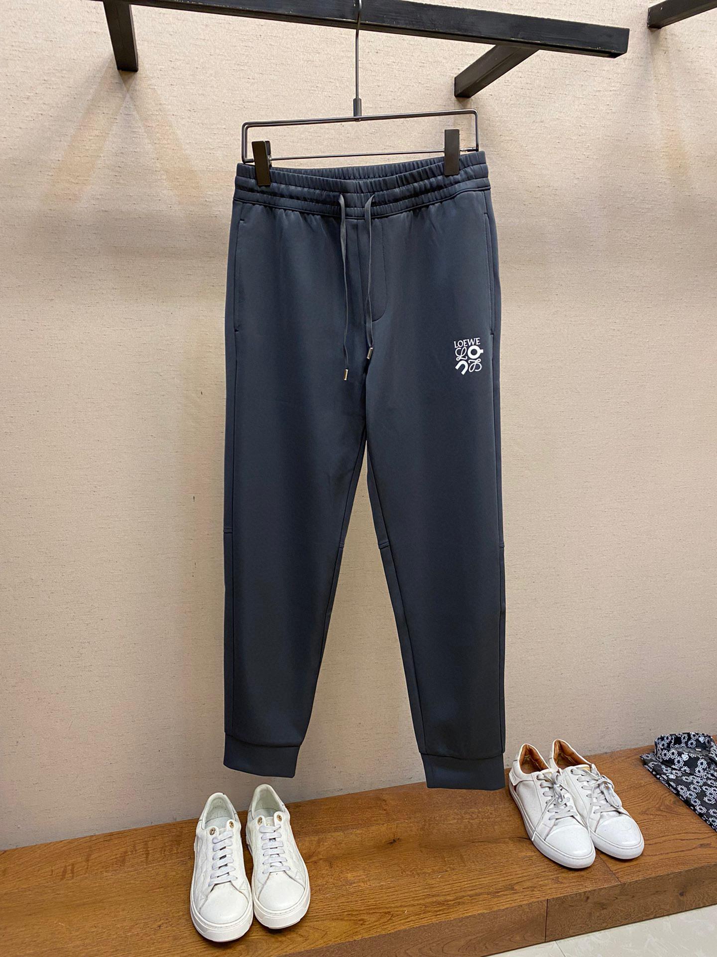 Спортивные штаны Loewe 
