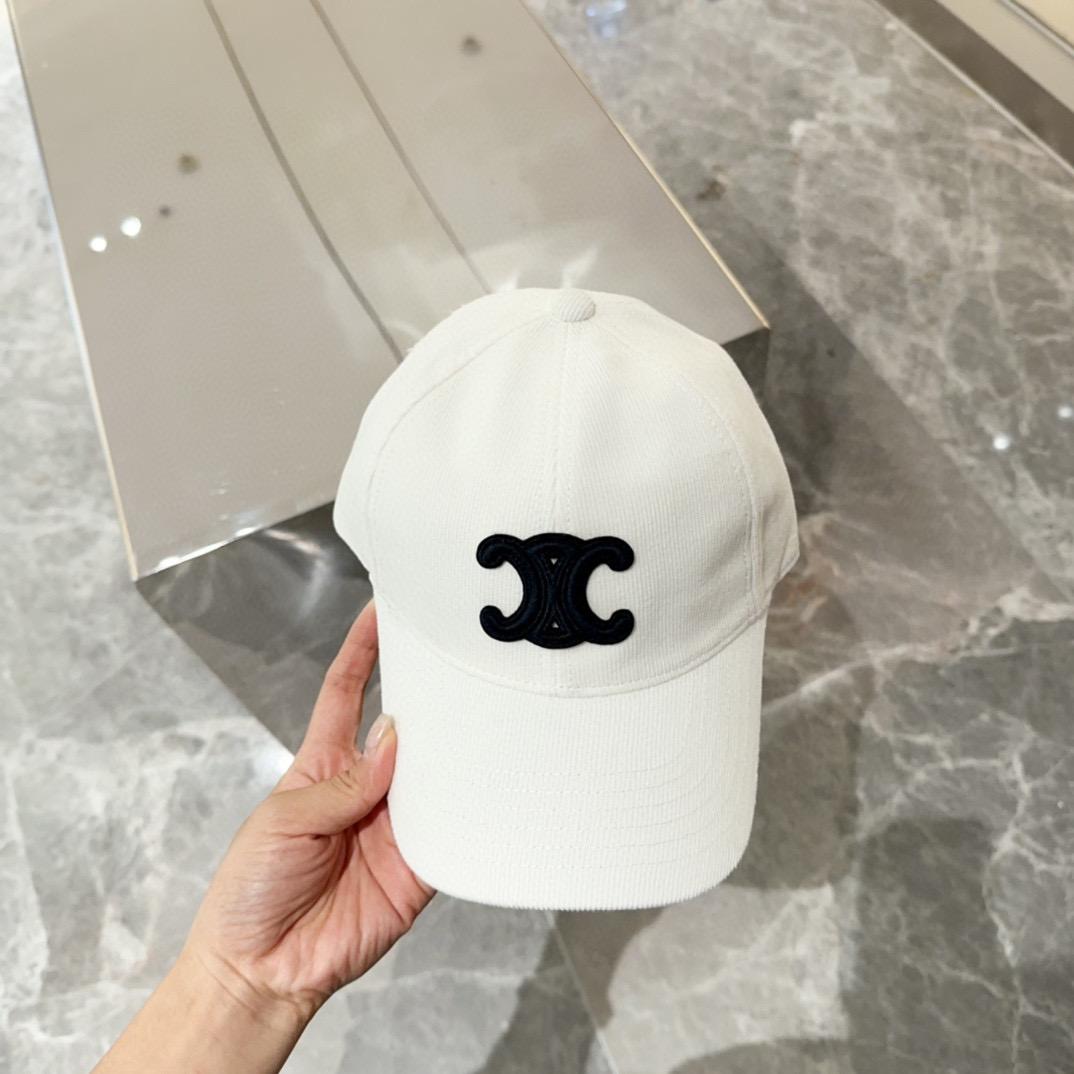 Кепка Celine 
