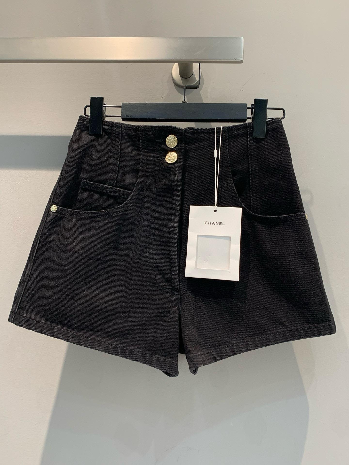Шорты Chanel
