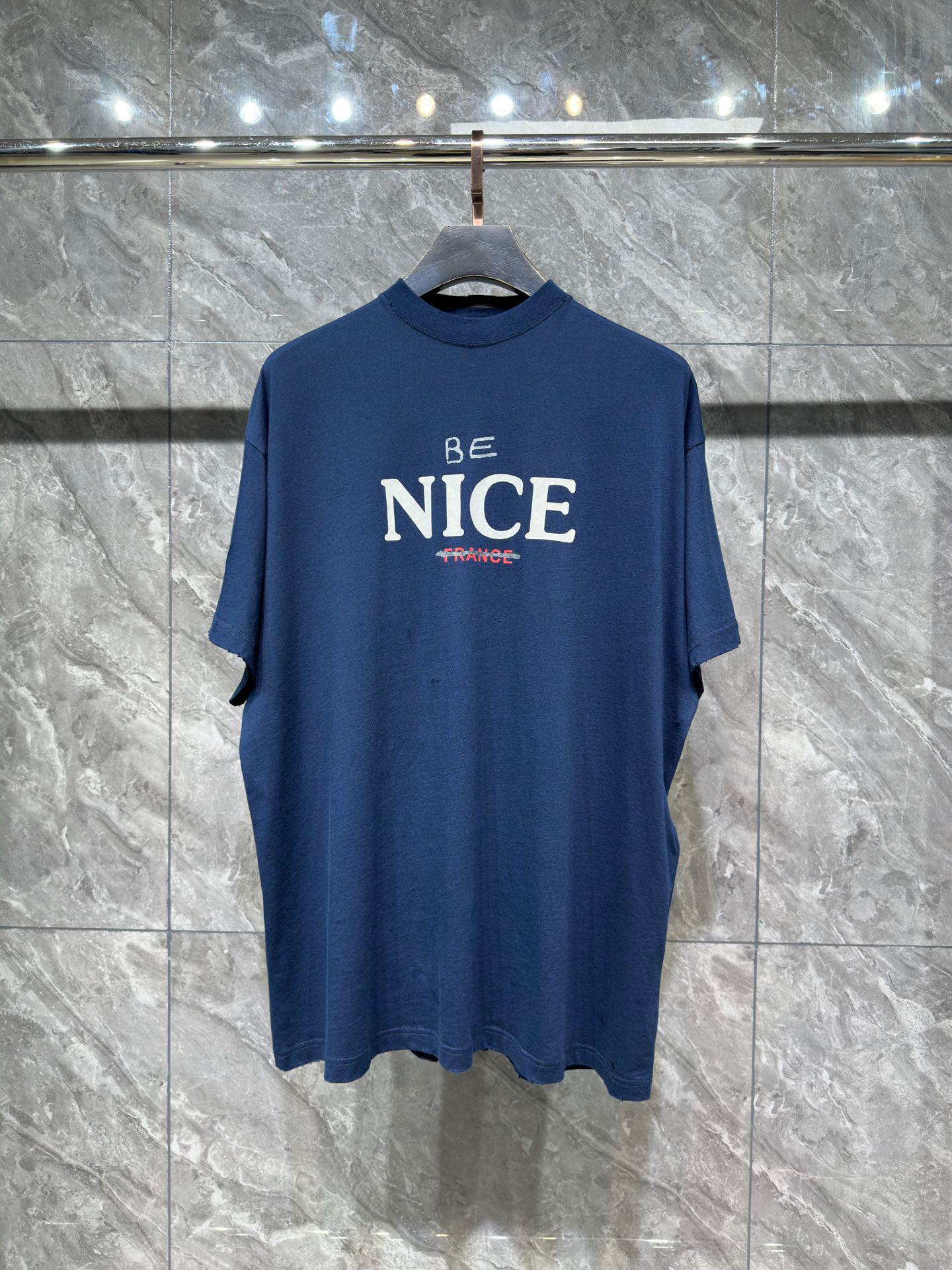 Футболка Balenciaga 