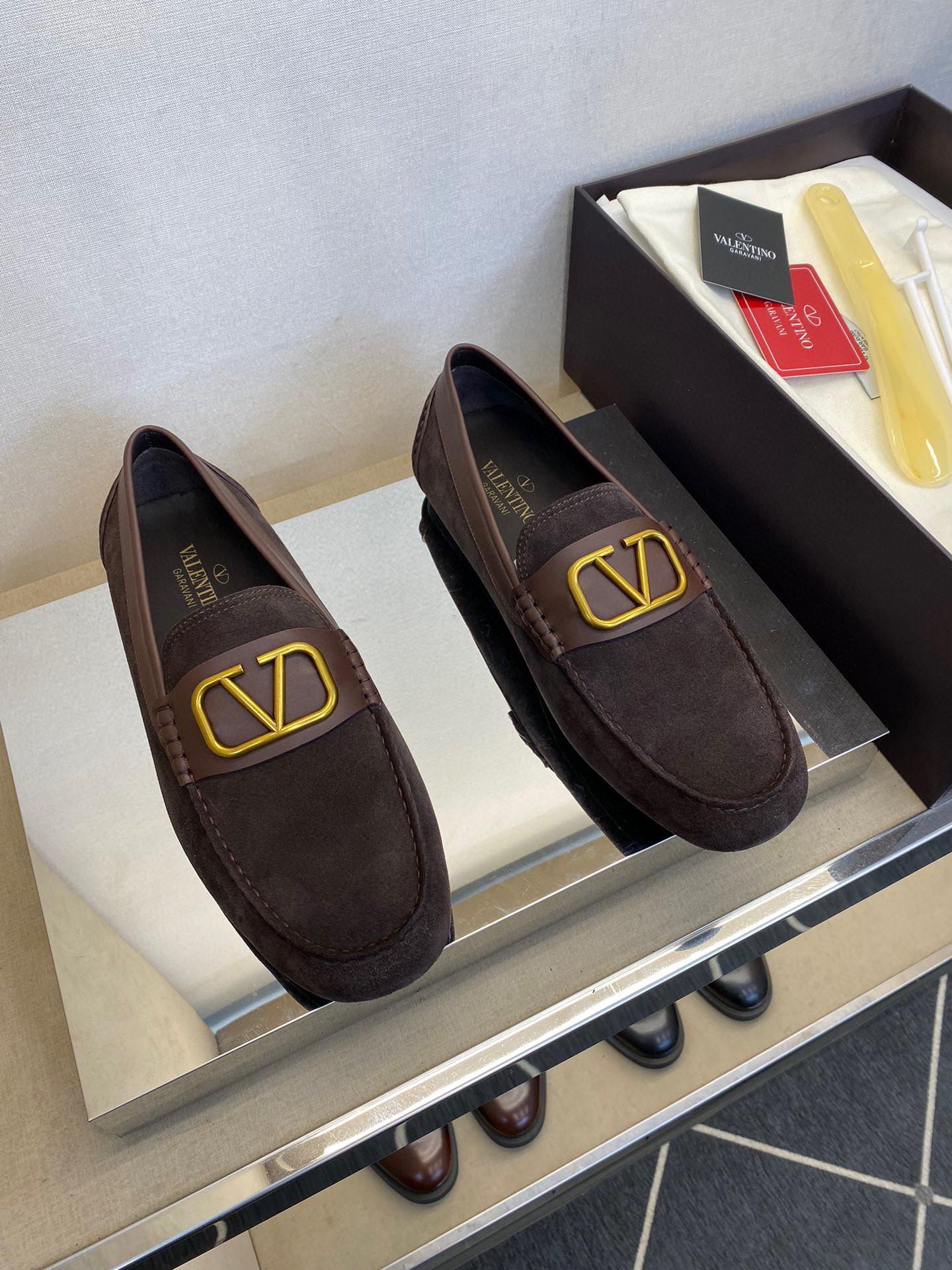 Лоферы Valentino