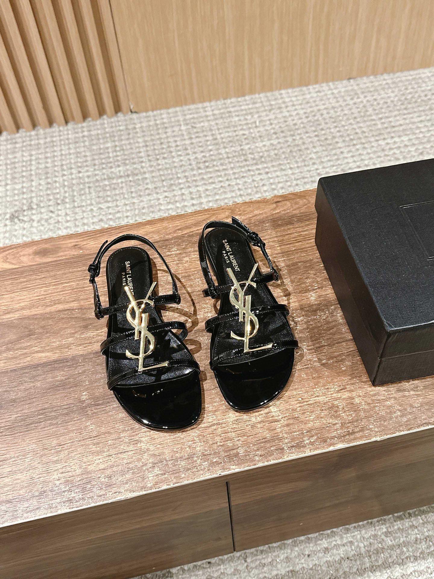 Шлёпанцы Saint Laurent 