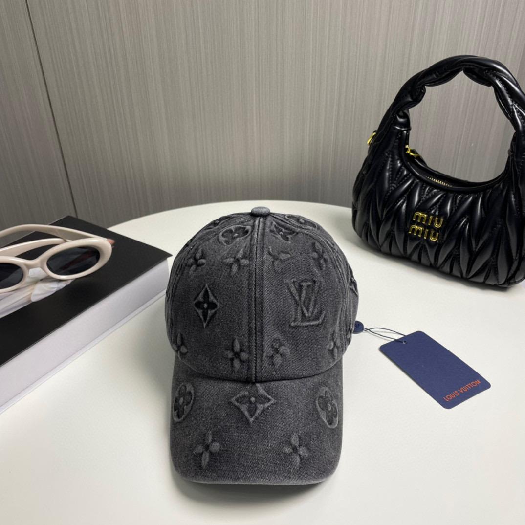 Кепка Louis Vuitton 