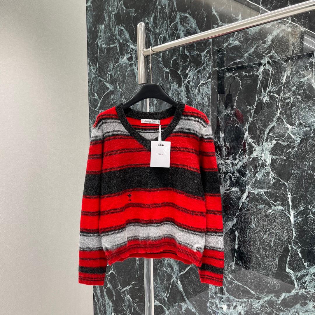 Свитер Dior