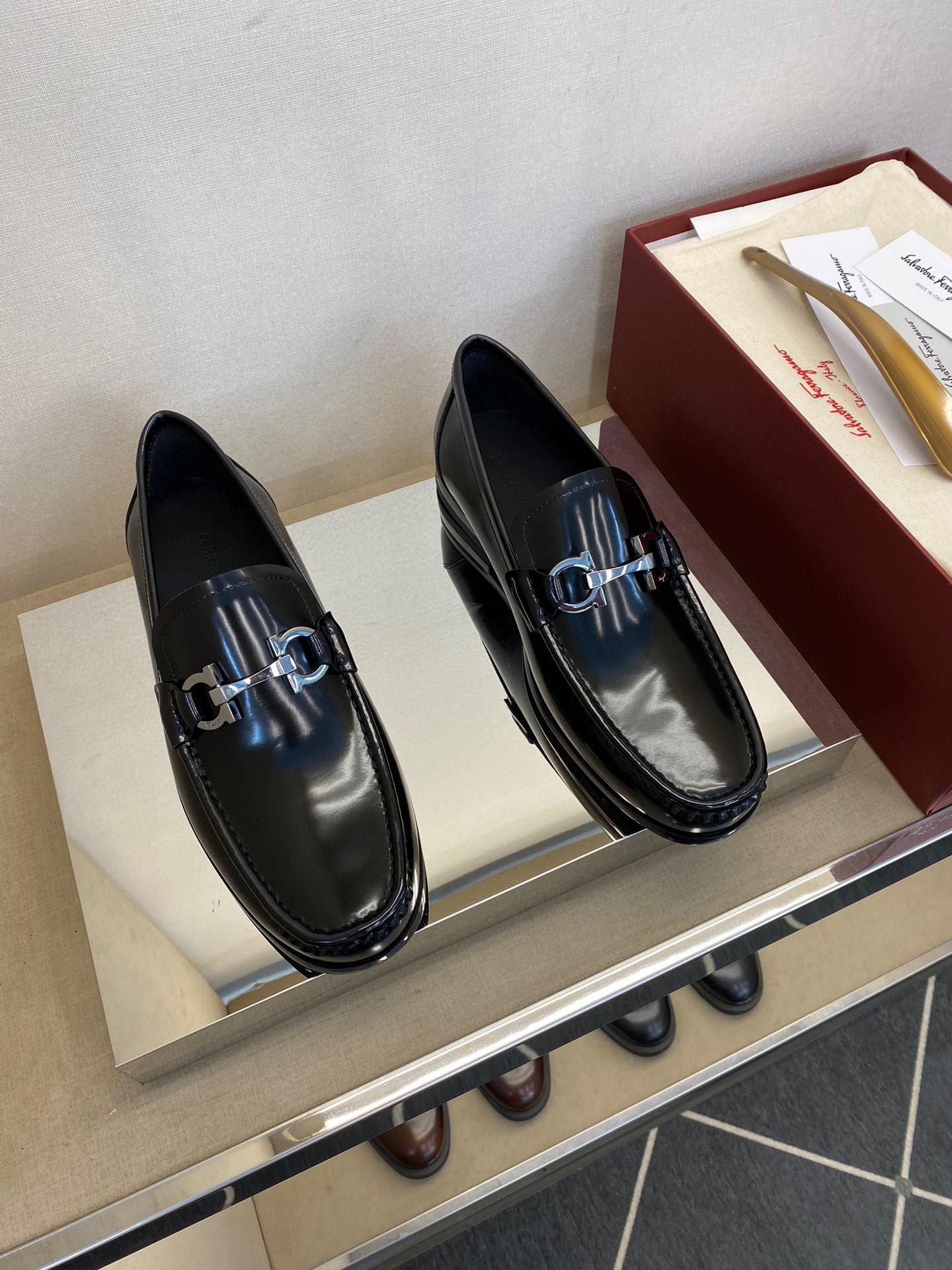 Лоферы Ferragamo 