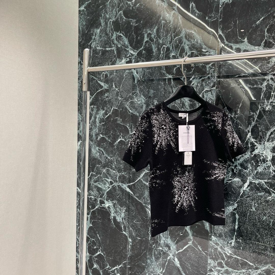 Футболка Chanel