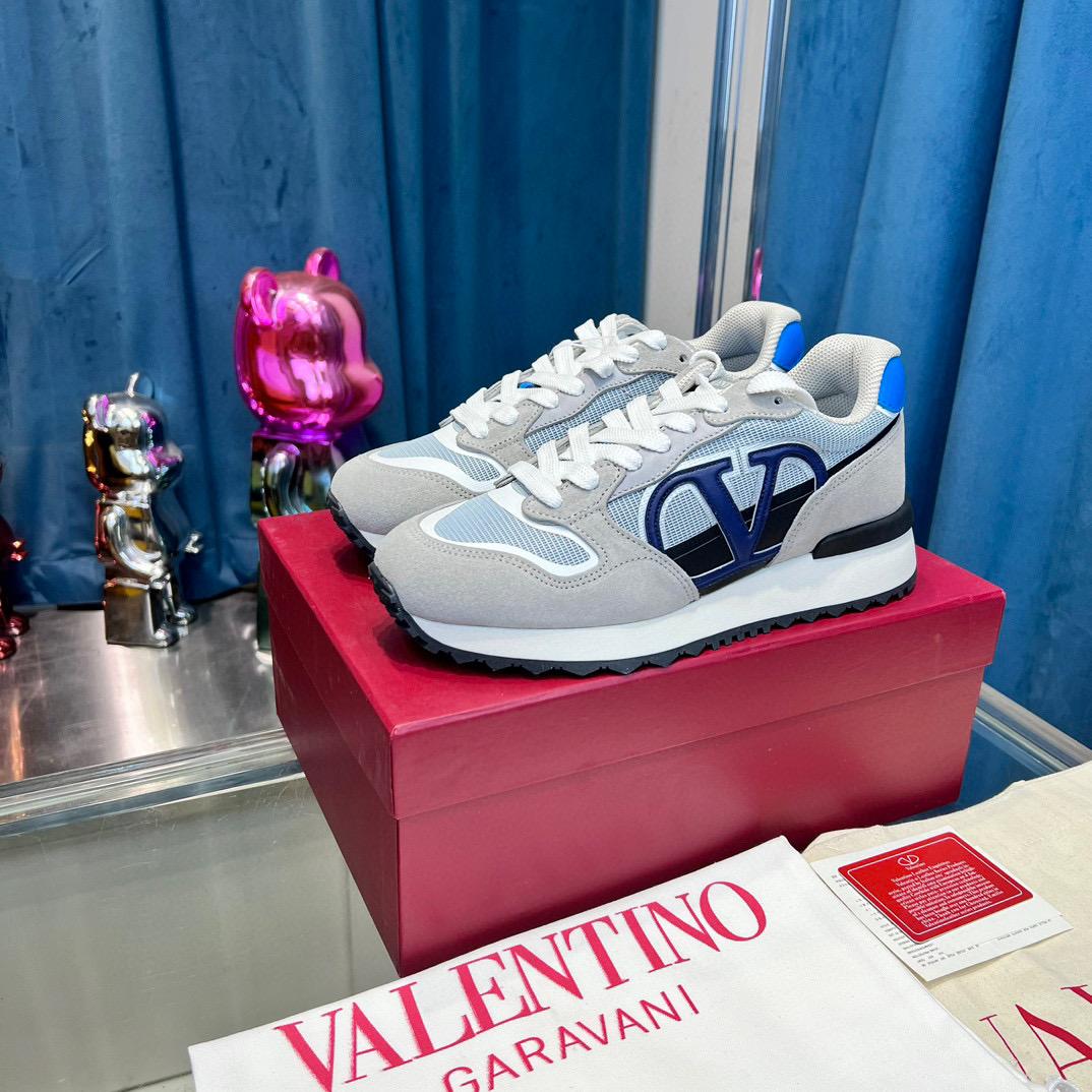 Кроссовки Valentino 