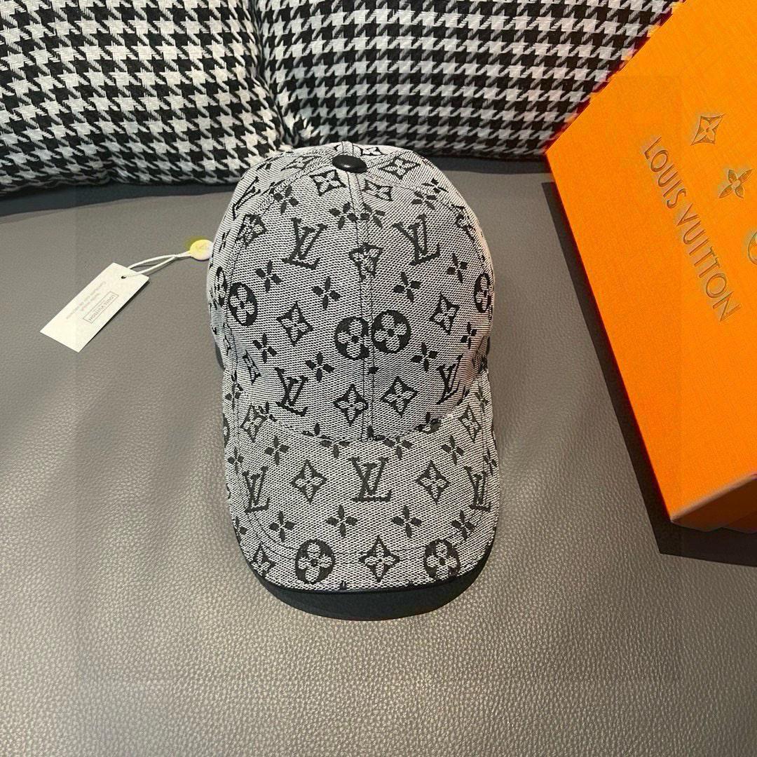 Кепка Louis Vuitton 