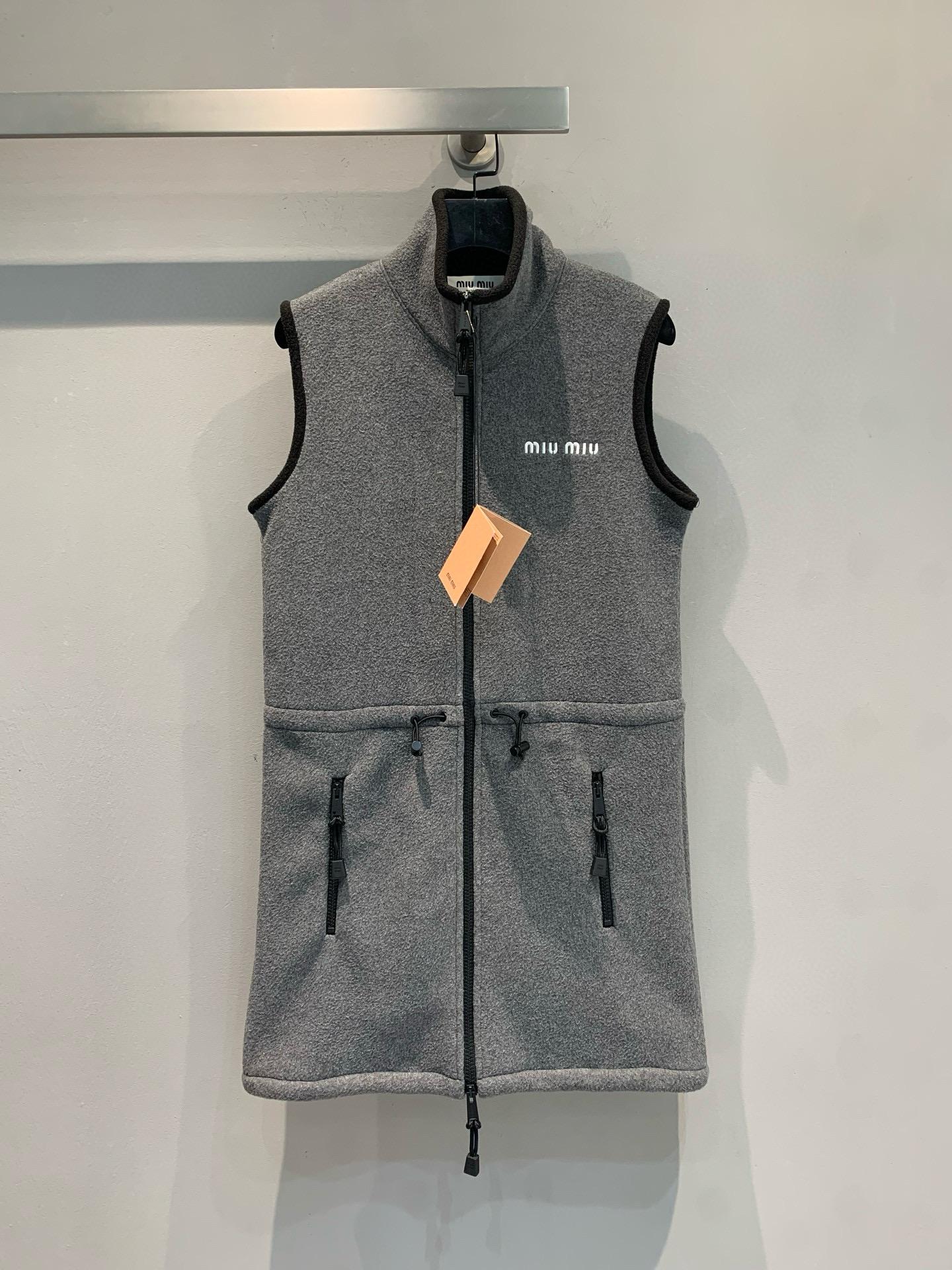 Платье Miu Miu 