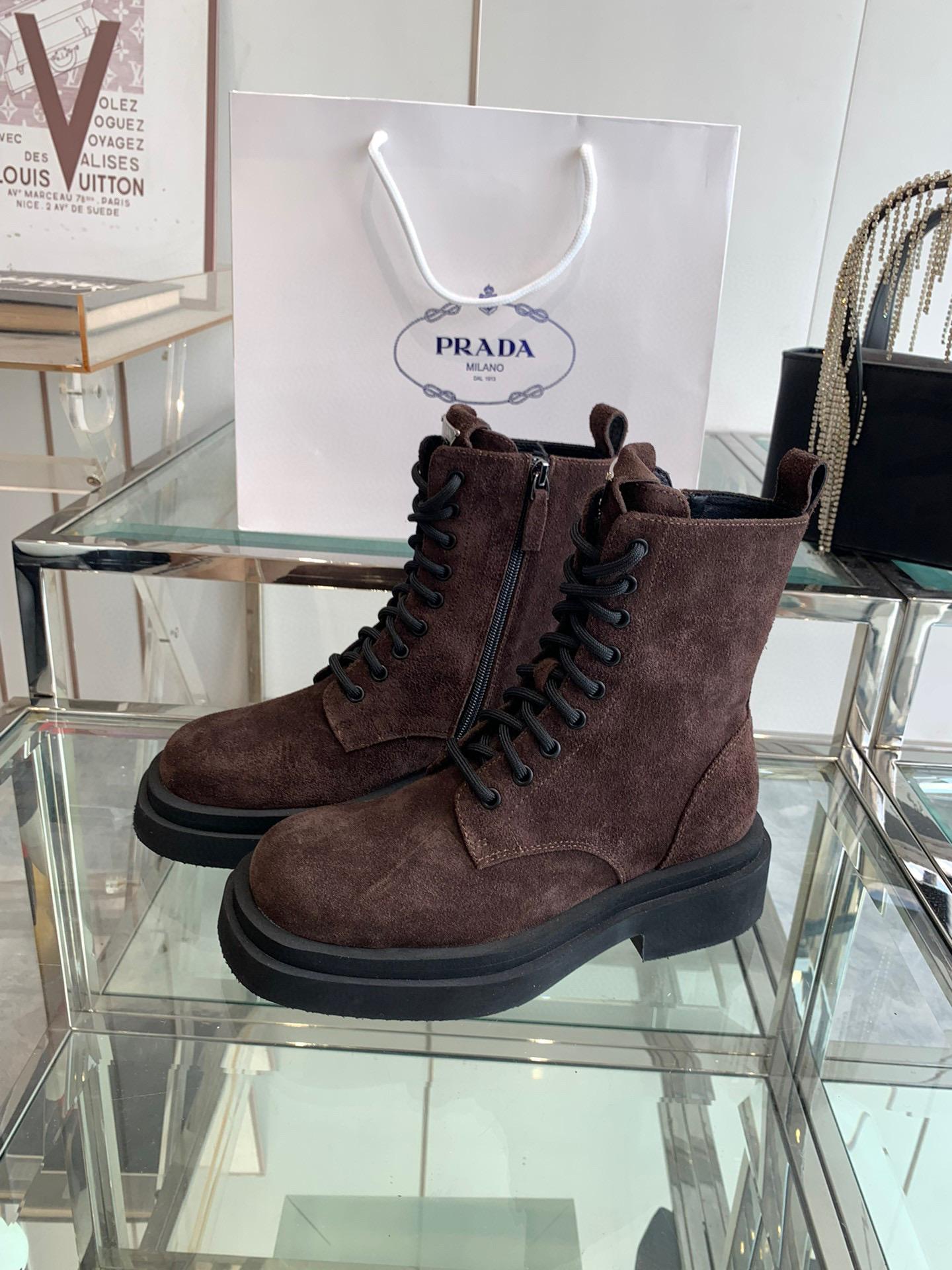 Ботинки Prada 