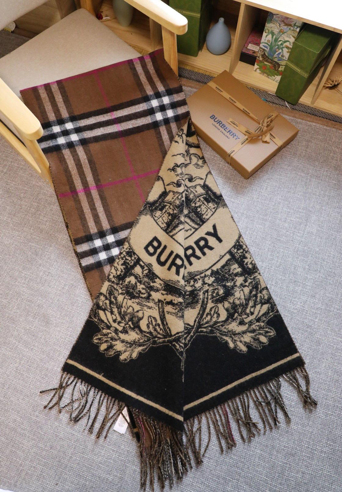Шарф Burberry 