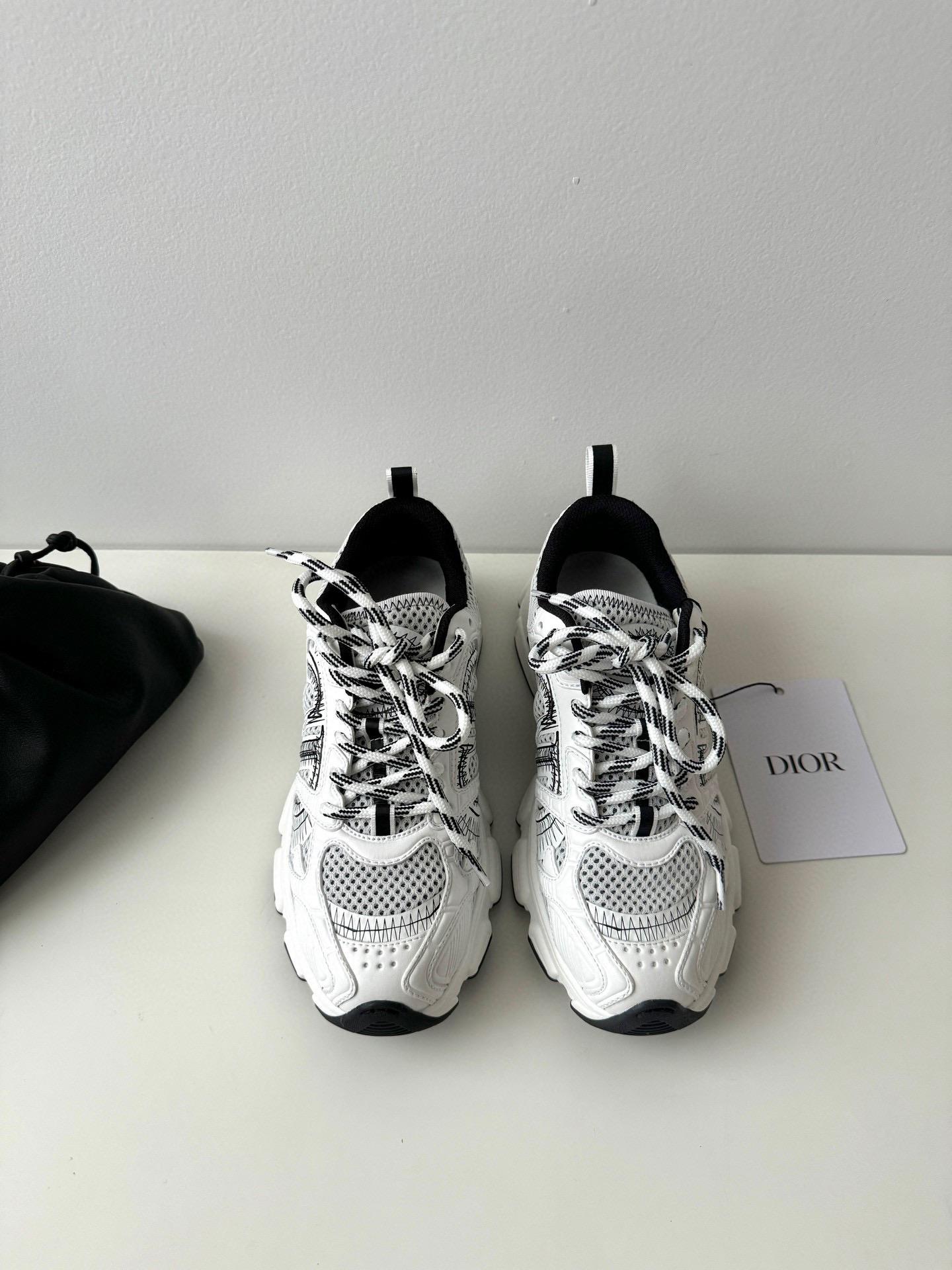 Кроссовки Dior 