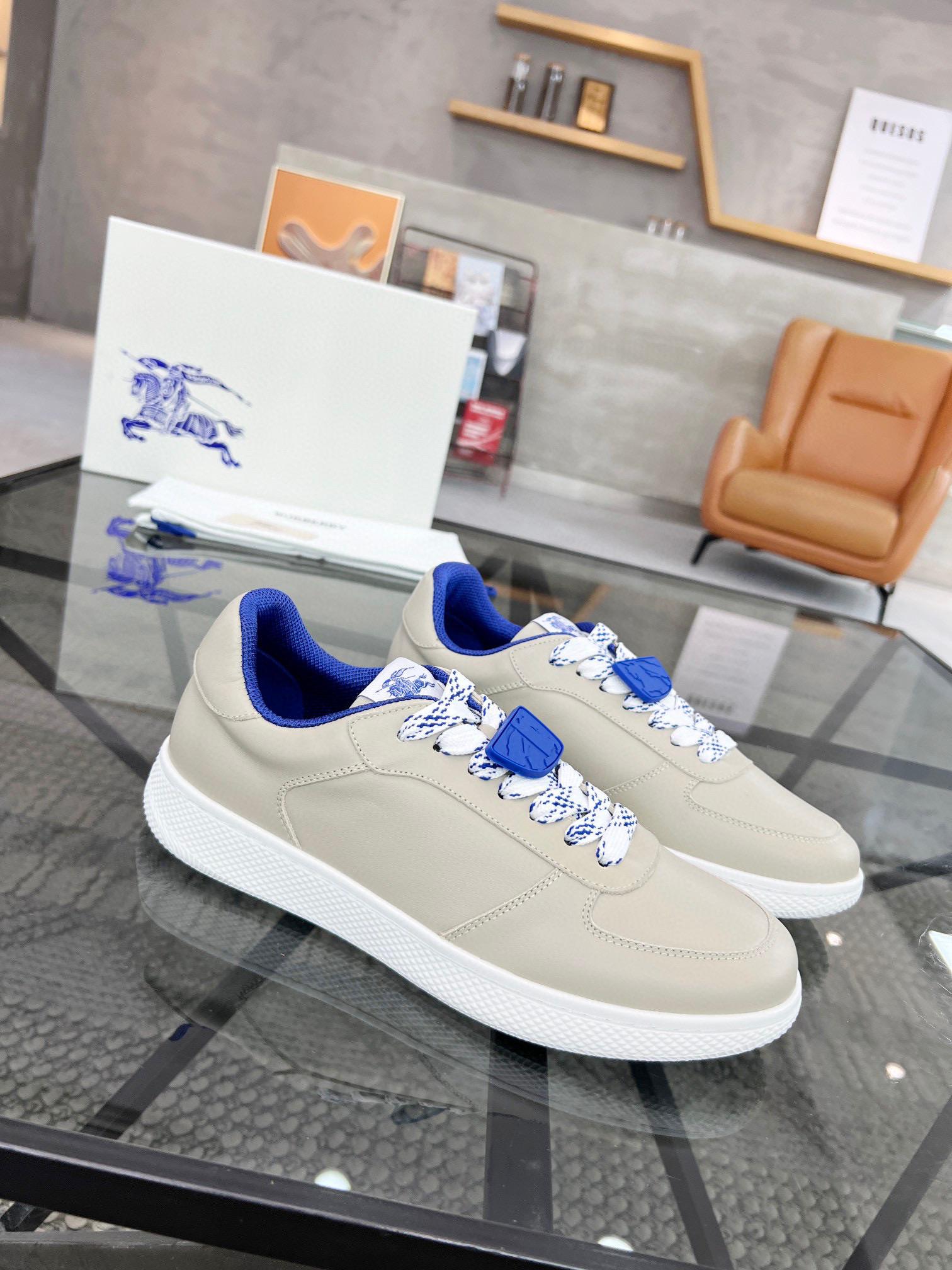 Кроссовки Burberry 