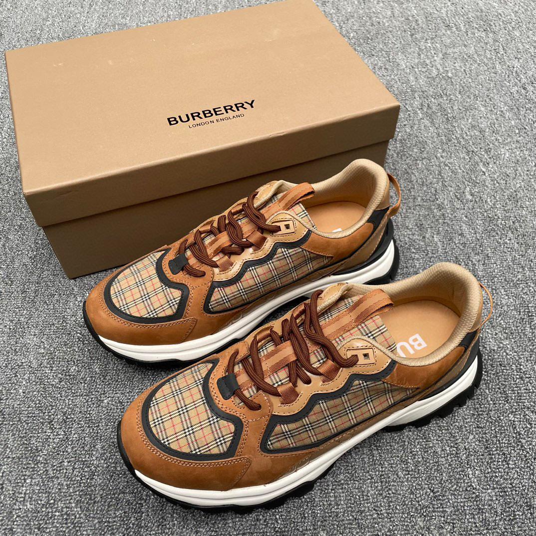 Кроссовки Burberry 