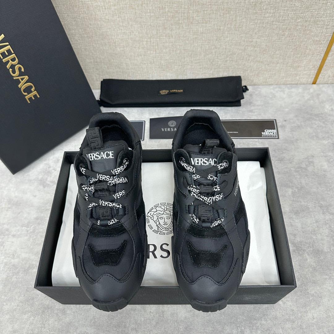 Кроссовки Versace 