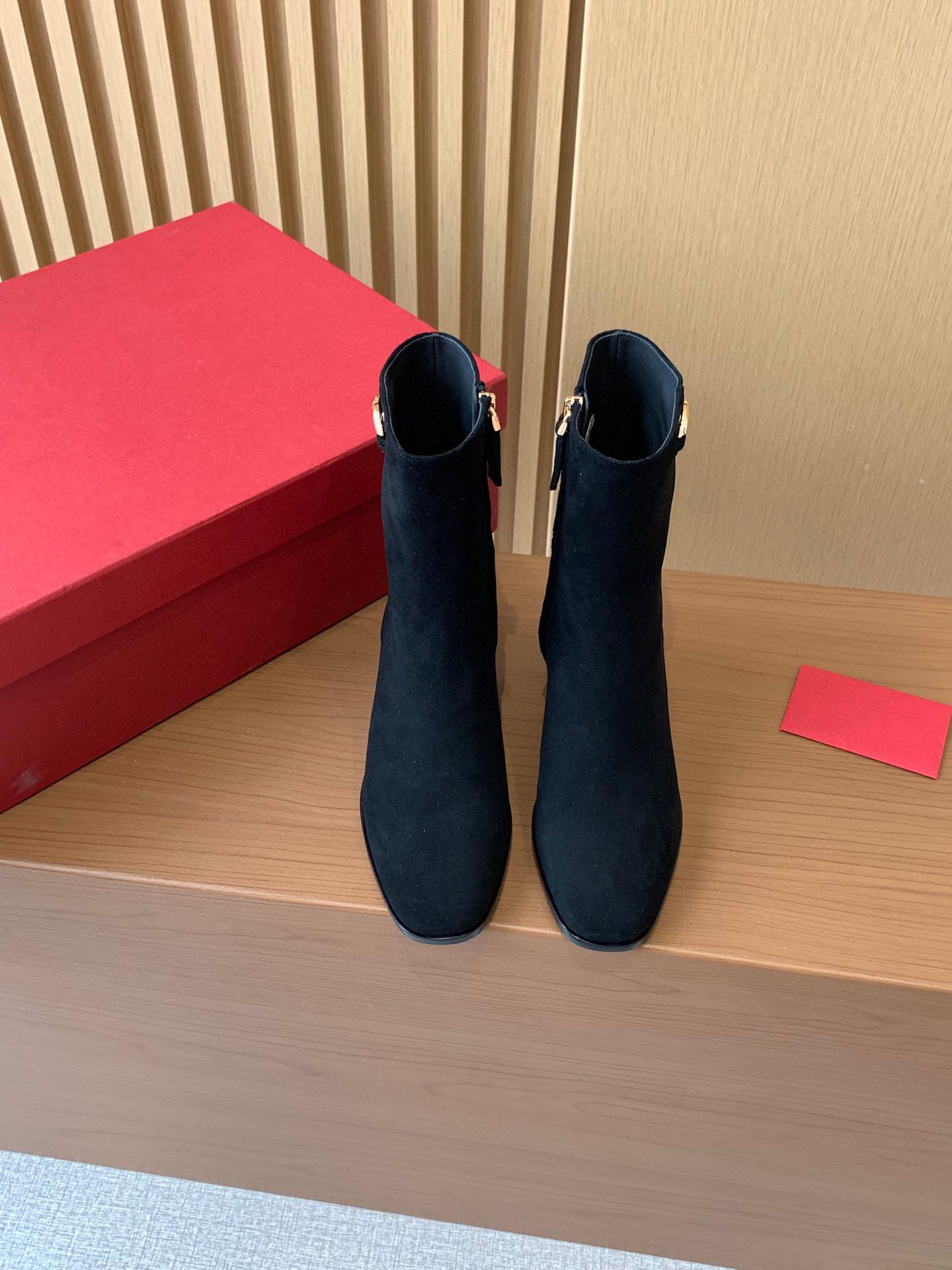 Сапоги Valentino 