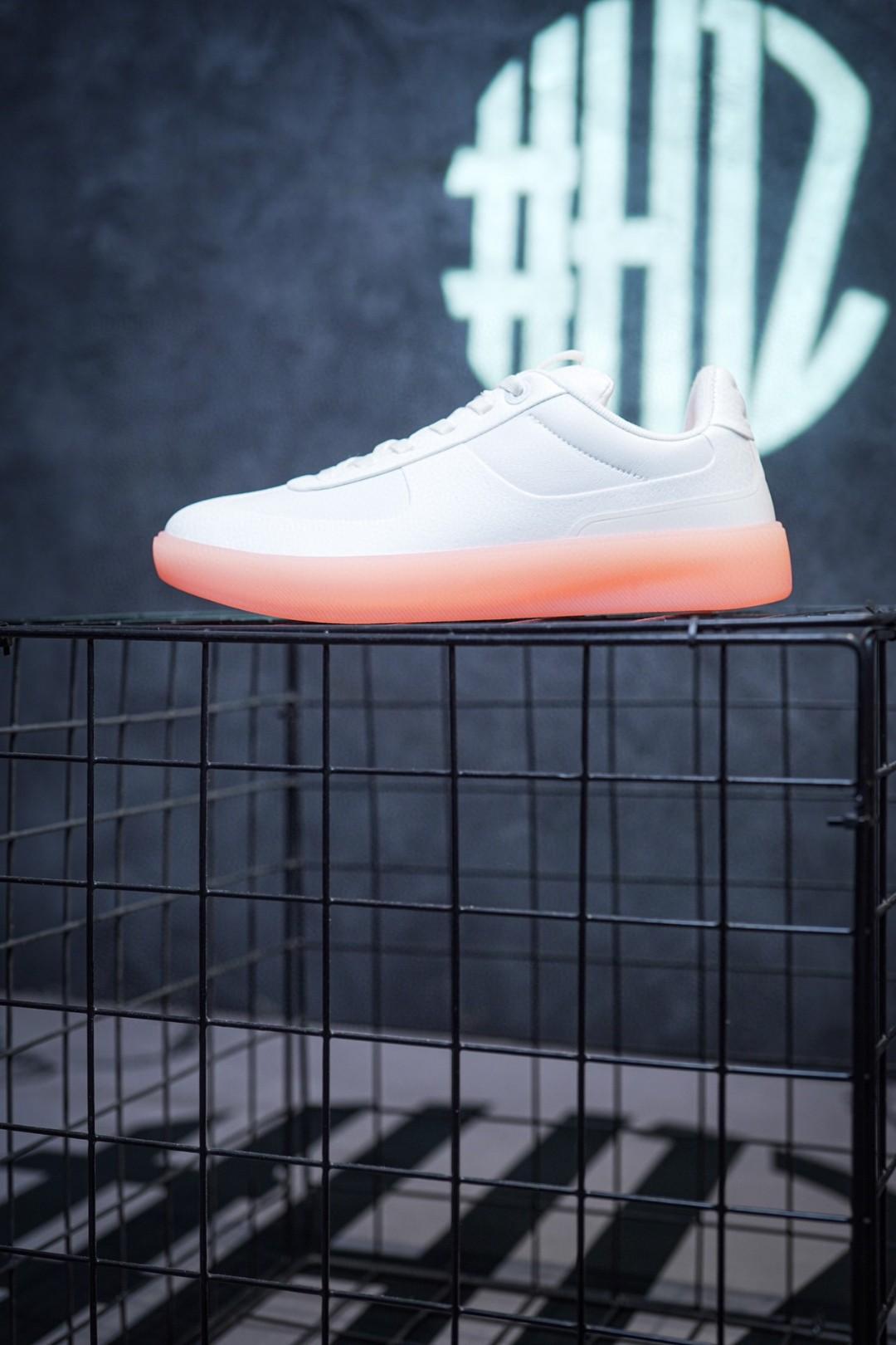 Кроссовки Lululemon 